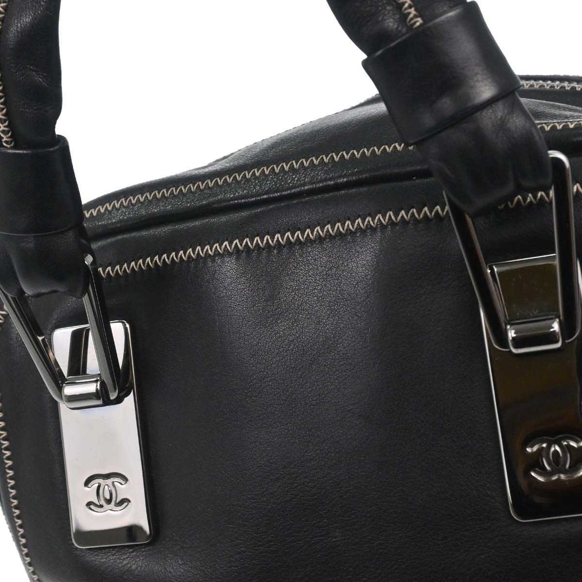 Chanel Chanel CC Bowler Leather Size ONE SIZE - 11 Thumbnail