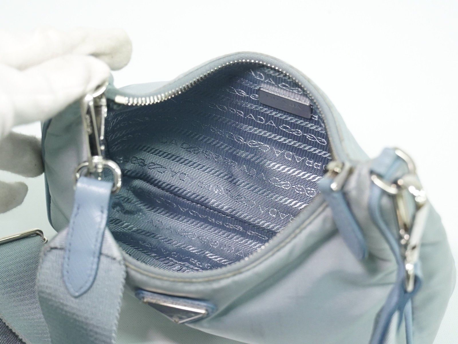 Prada Prada Re-Edition 2005 Shoulder Bag Tessuto Size ONE SIZE - 4 Thumbnail