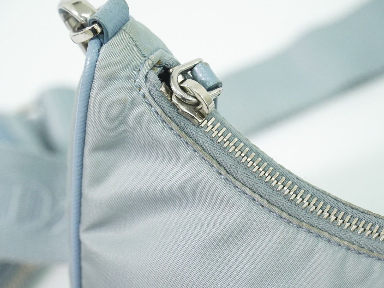Prada Prada Re-Edition 2005 Shoulder Bag Tessuto Size ONE SIZE - 9 Thumbnail