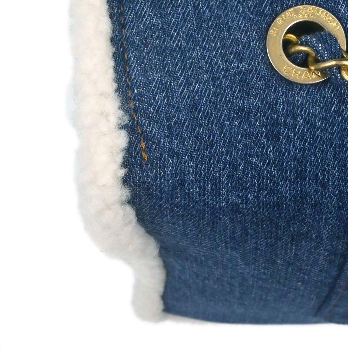 Chanel Chanel Egyptian Hieroglyph Flap Bag Denim and Shearling Size ONE SIZE - 6 Thumbnail