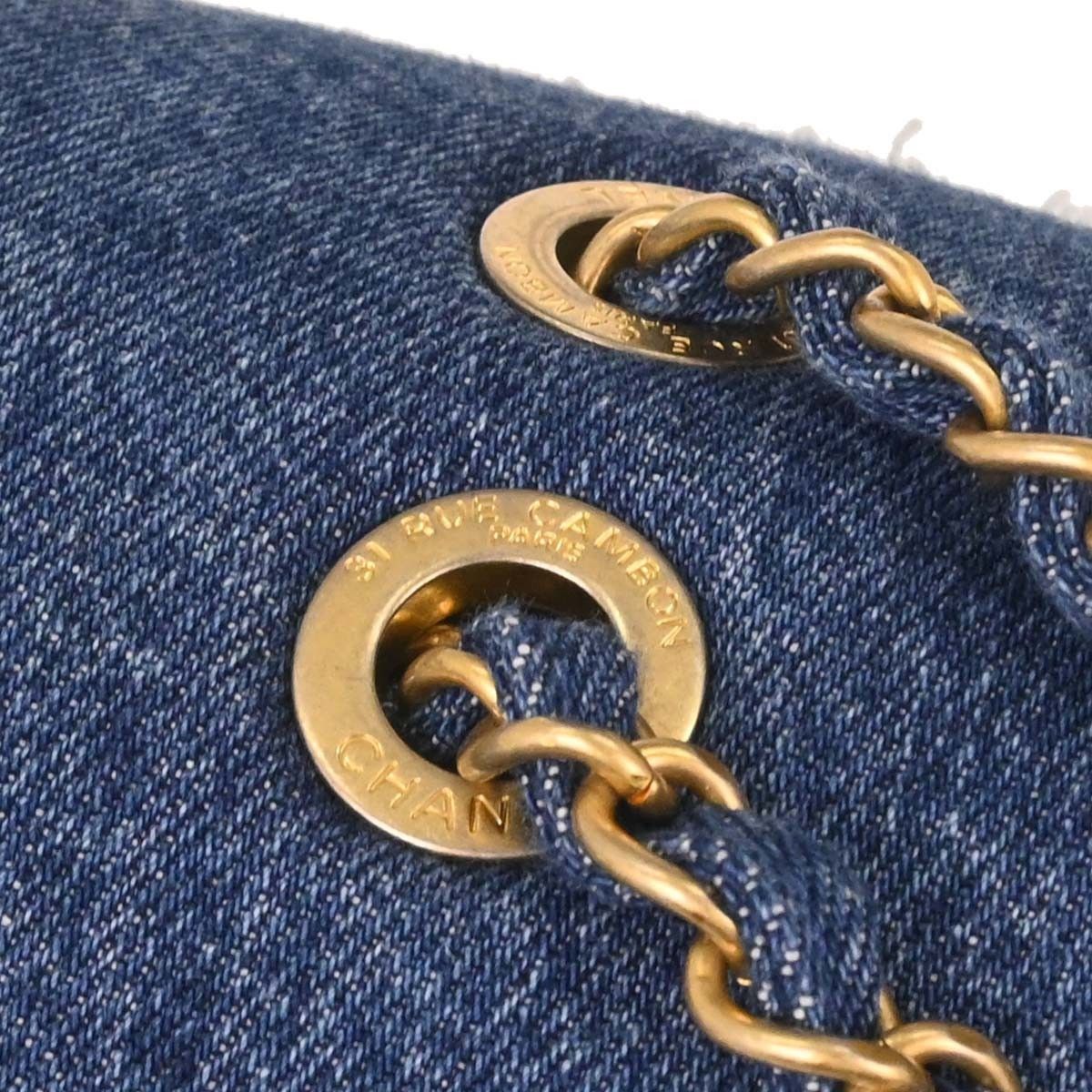 Chanel Chanel Egyptian Hieroglyph Flap Bag Denim and Shearling Size ONE SIZE - 9 Thumbnail