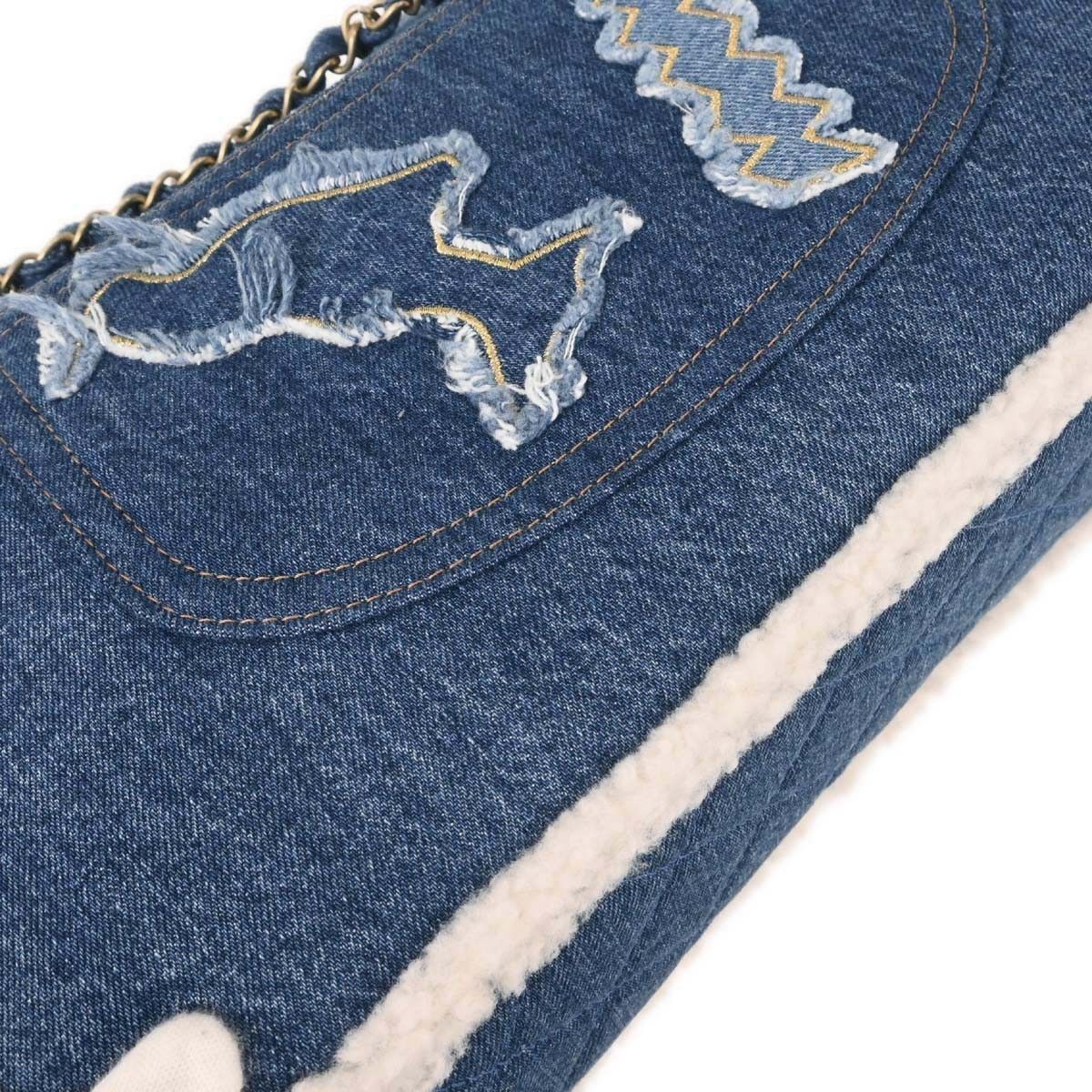 Chanel Chanel Egyptian Hieroglyph Flap Bag Denim and Shearling Size ONE SIZE - 11 Thumbnail
