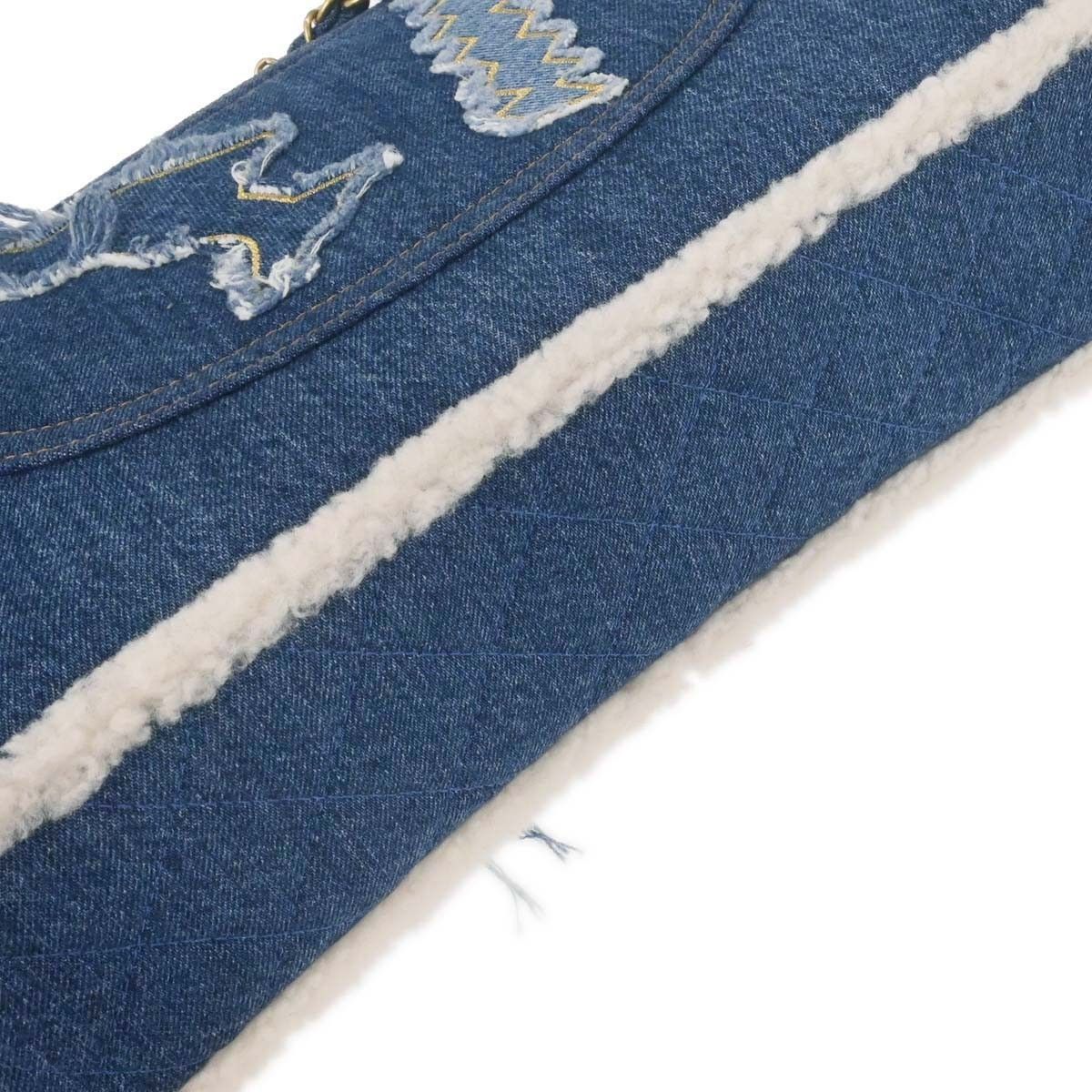 Chanel Chanel Egyptian Hieroglyph Flap Bag Denim and Shearling Size ONE SIZE - 10 Thumbnail