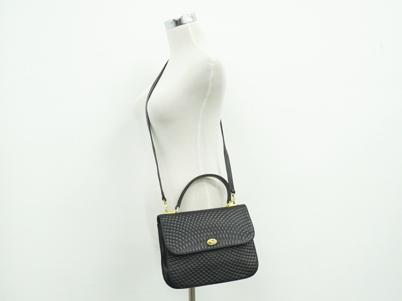 Bally Bally Vintage Quilted Leather Size ONE SIZE - 9 Thumbnail