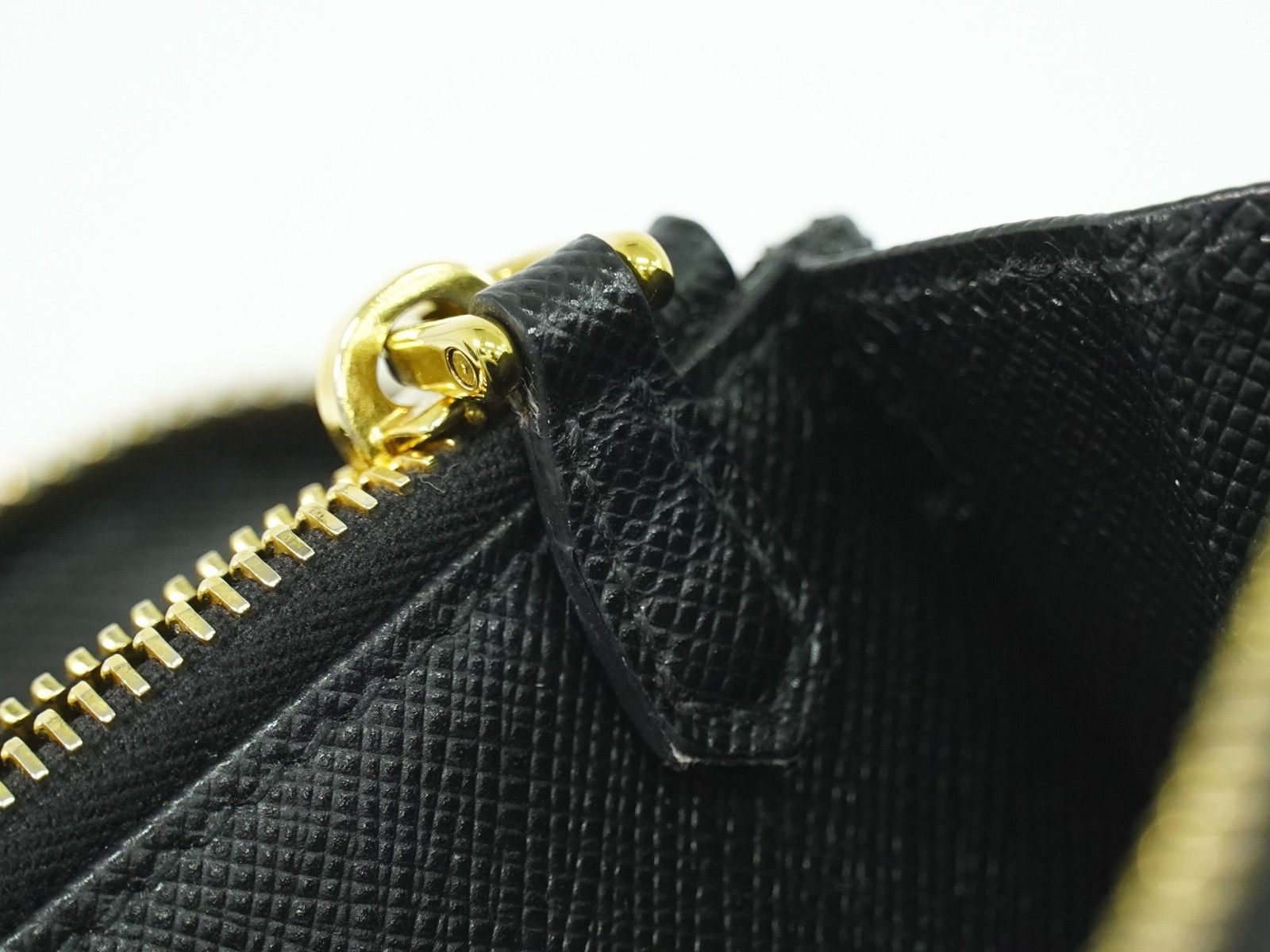 Prada Prada Zip Around Tab Wallet Saffiano Leather Size ONE SIZE - 8 Thumbnail