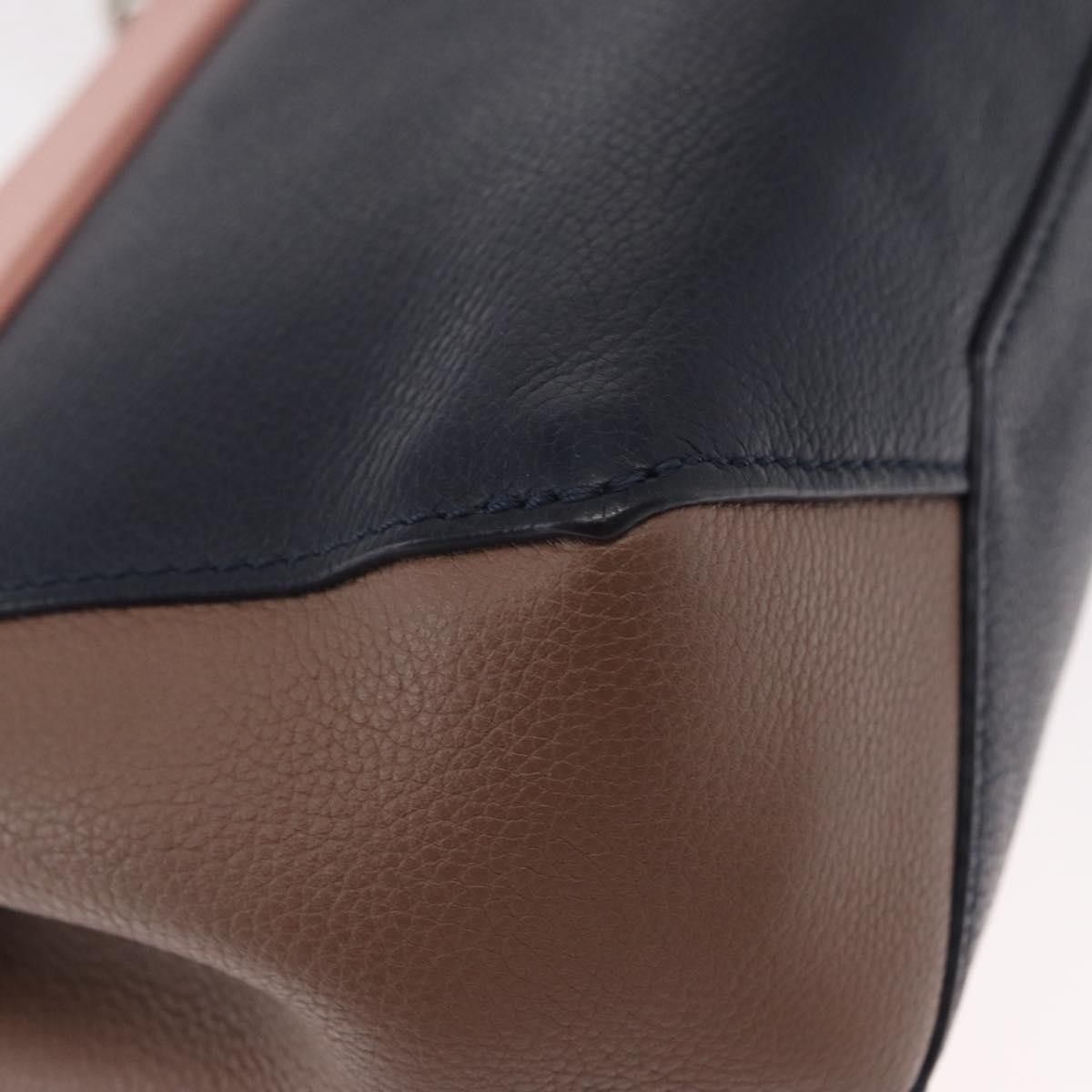 Louis Vuitton Louis Vuitton Lockme II Leather Size ONE SIZE - 10 Thumbnail