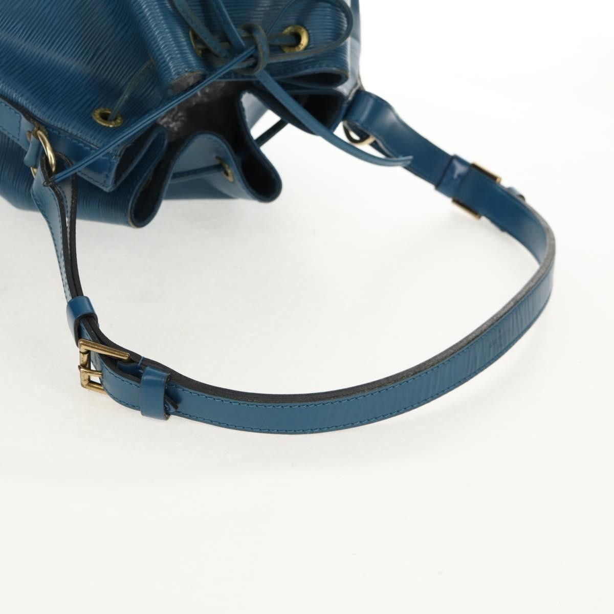 Louis Vuitton Louis Vuitton Petit Noe Epi Leather Size ONE SIZE - 8 Thumbnail