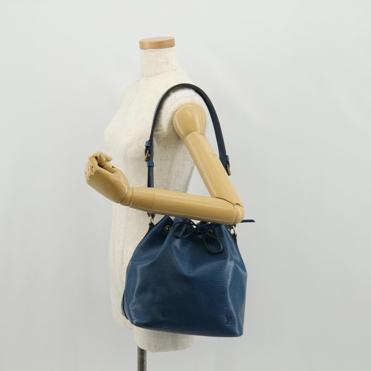 Louis Vuitton Louis Vuitton Petit Noe Epi Leather Size ONE SIZE - 22 Thumbnail