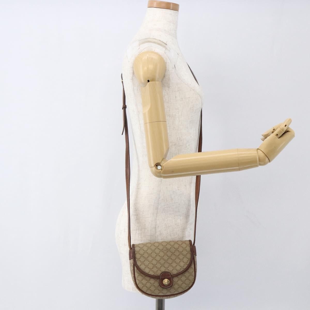 Celine Celine Vintage Macadam Shoulder Bag Canvas and Leather Size ONE SIZE - 14 Thumbnail