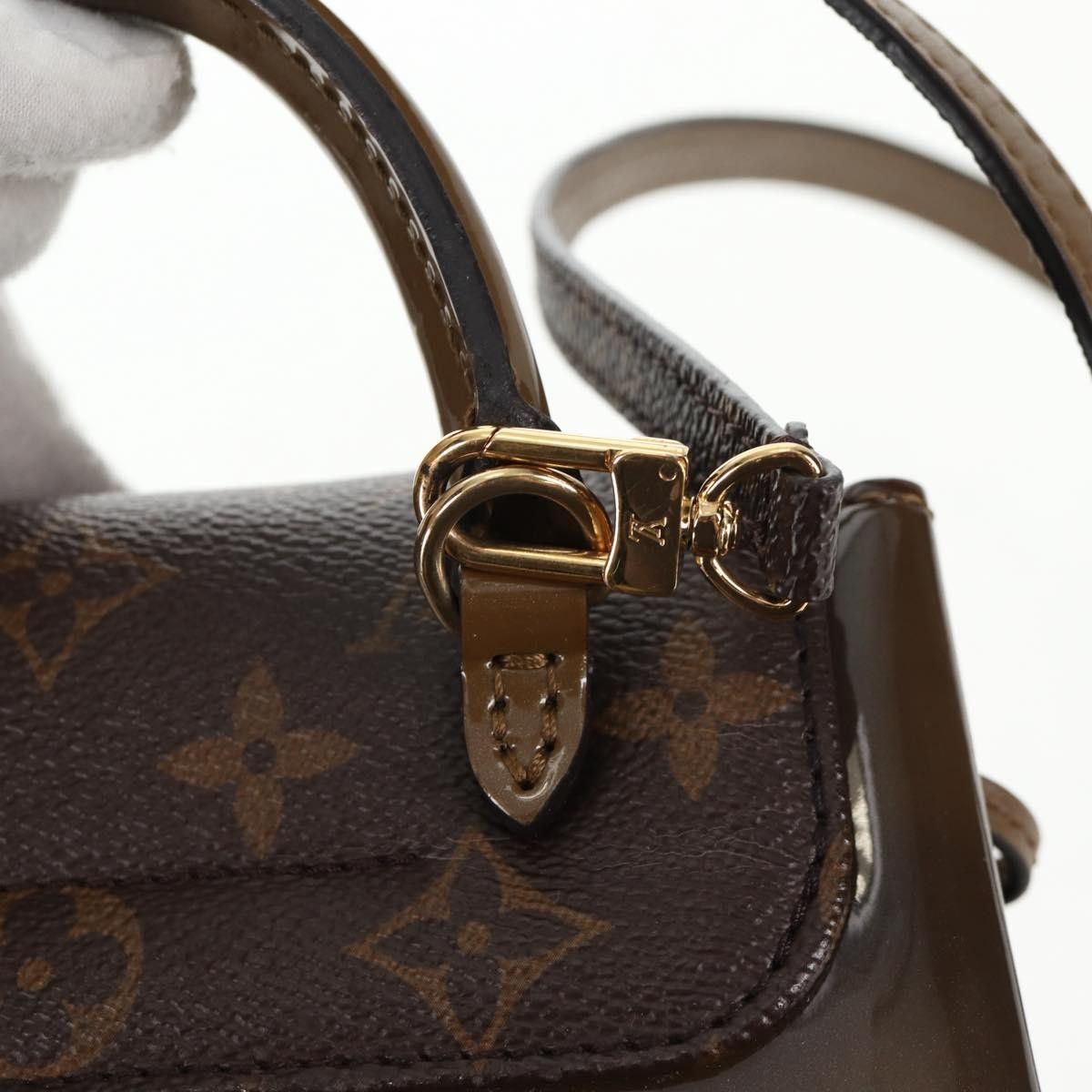 Louis Vuitton Louis Vuitton Hot Springs Vernis with Monogram Canvas Size ONE SIZE - 23 Thumbnail