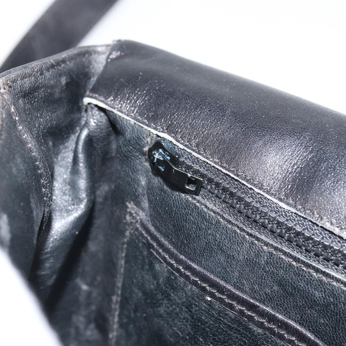 Celine Celine Vintage Shoulder Bag Leather Size ONE SIZE - 21 Thumbnail