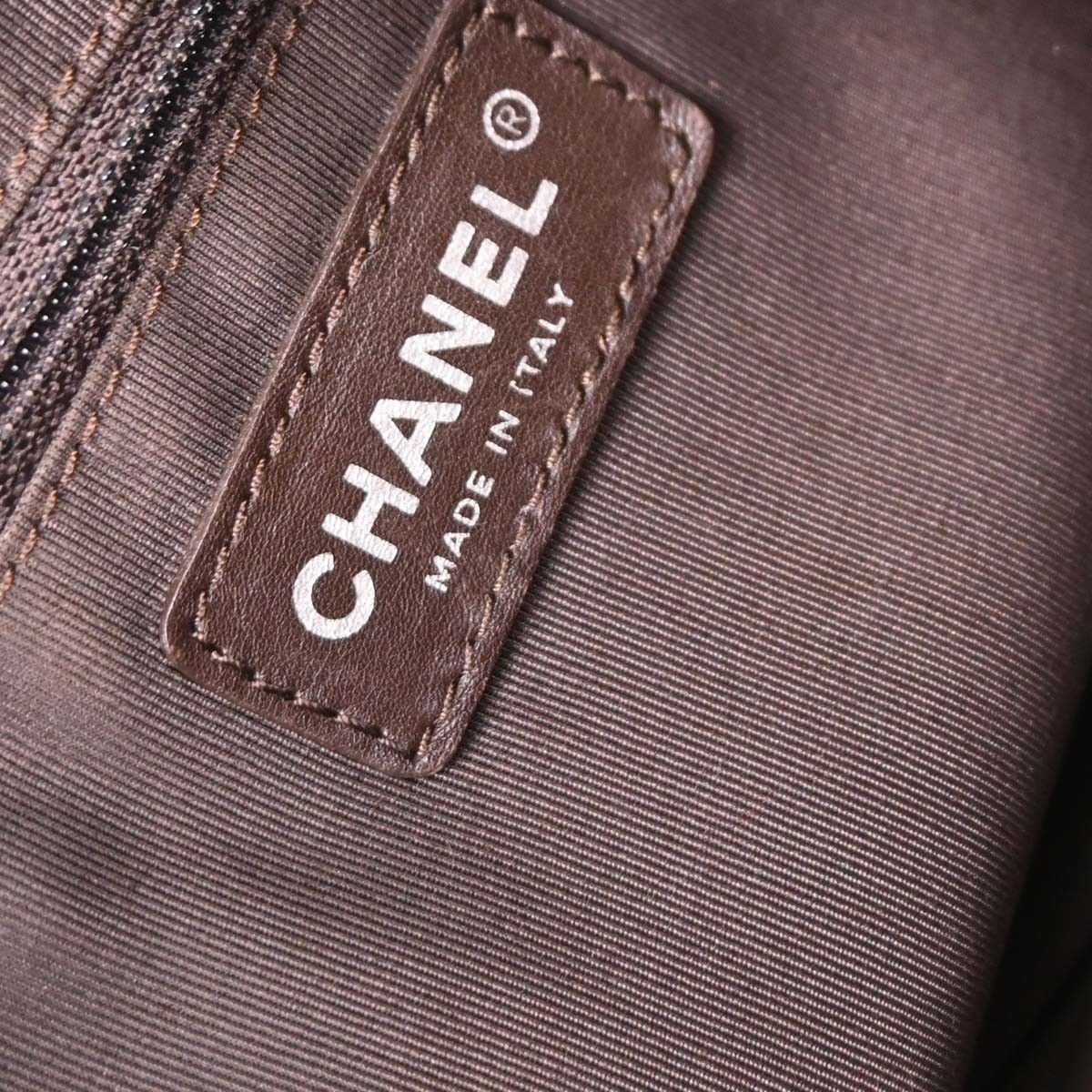 Chanel Chanel All Day Long Tote Chevron Leather Size ONE SIZE - 4 Thumbnail