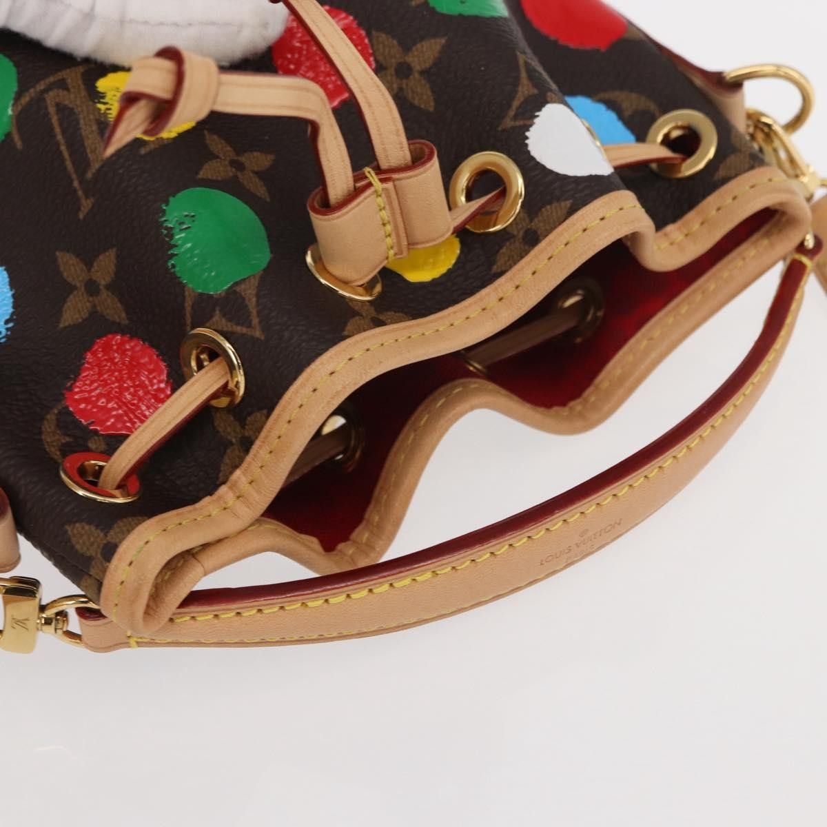 Louis Vuitton Louis Vuitton Noe Yayoi Kusama Painted Dots Monogram Canvas Size ONE SIZE - 17 Thumbnail