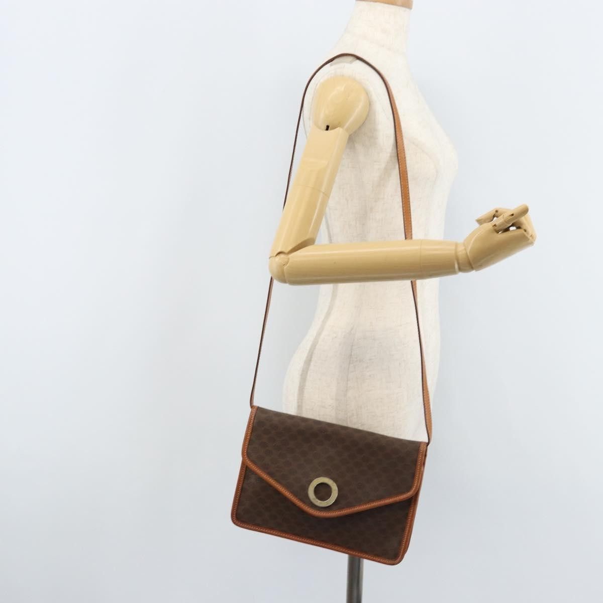 Celine Celine Vintage Macadam Circle Logo Canvas and Leather Size ONE SIZE - 14 Thumbnail