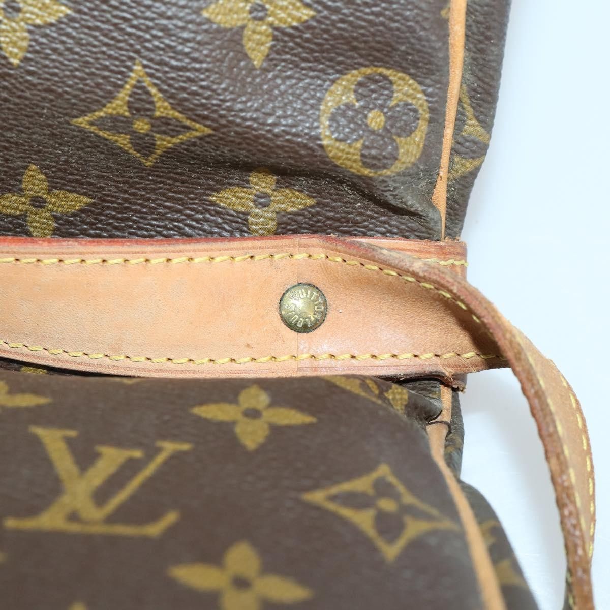 Louis Vuitton Louis Vuitton Saumur Handbag Monogram Canvas Size ONE SIZE - 16 Thumbnail