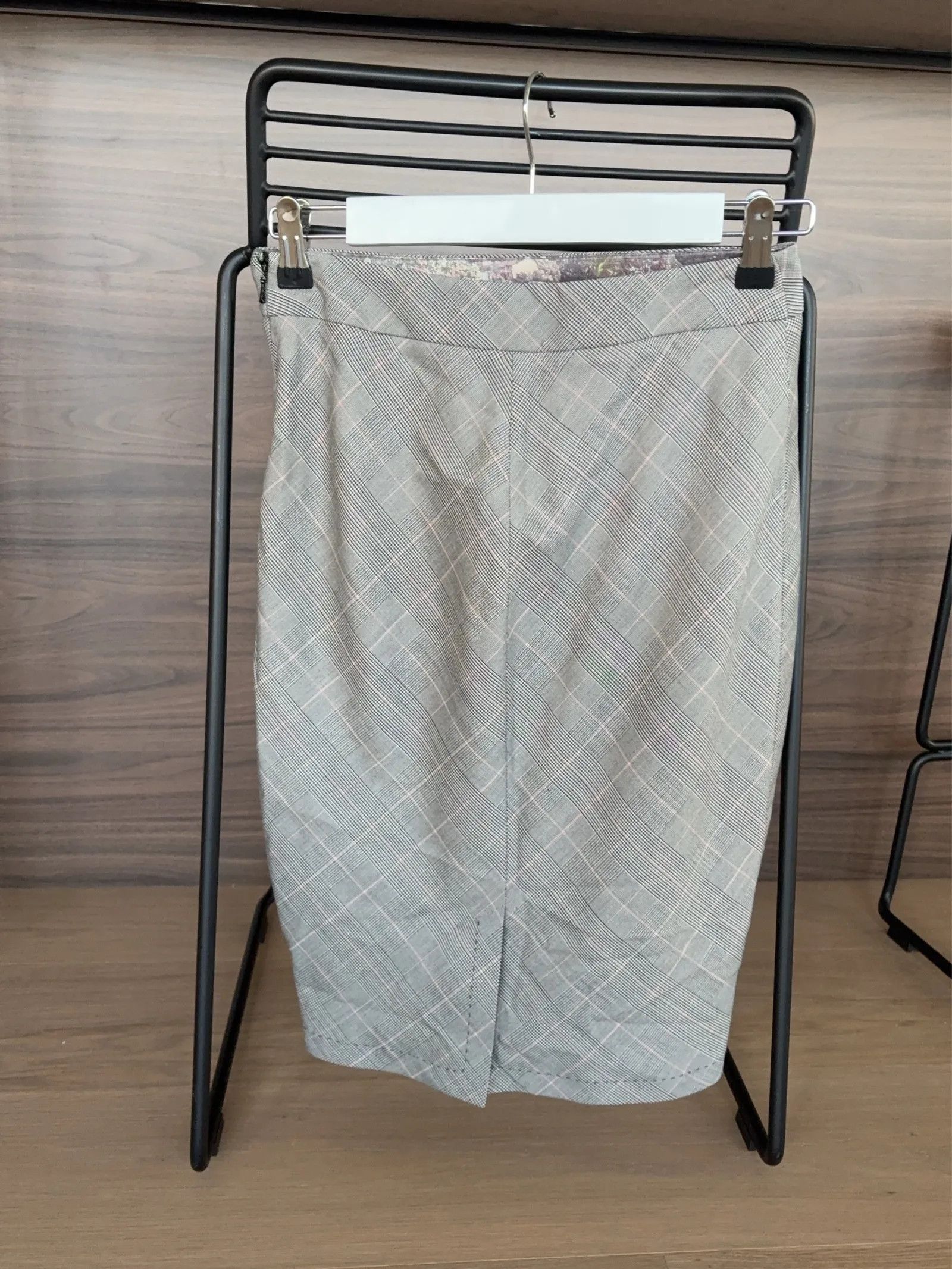 Ted Baker Ted Baker Skirt Size 25" / US 0 / IT 36 - 3 Thumbnail