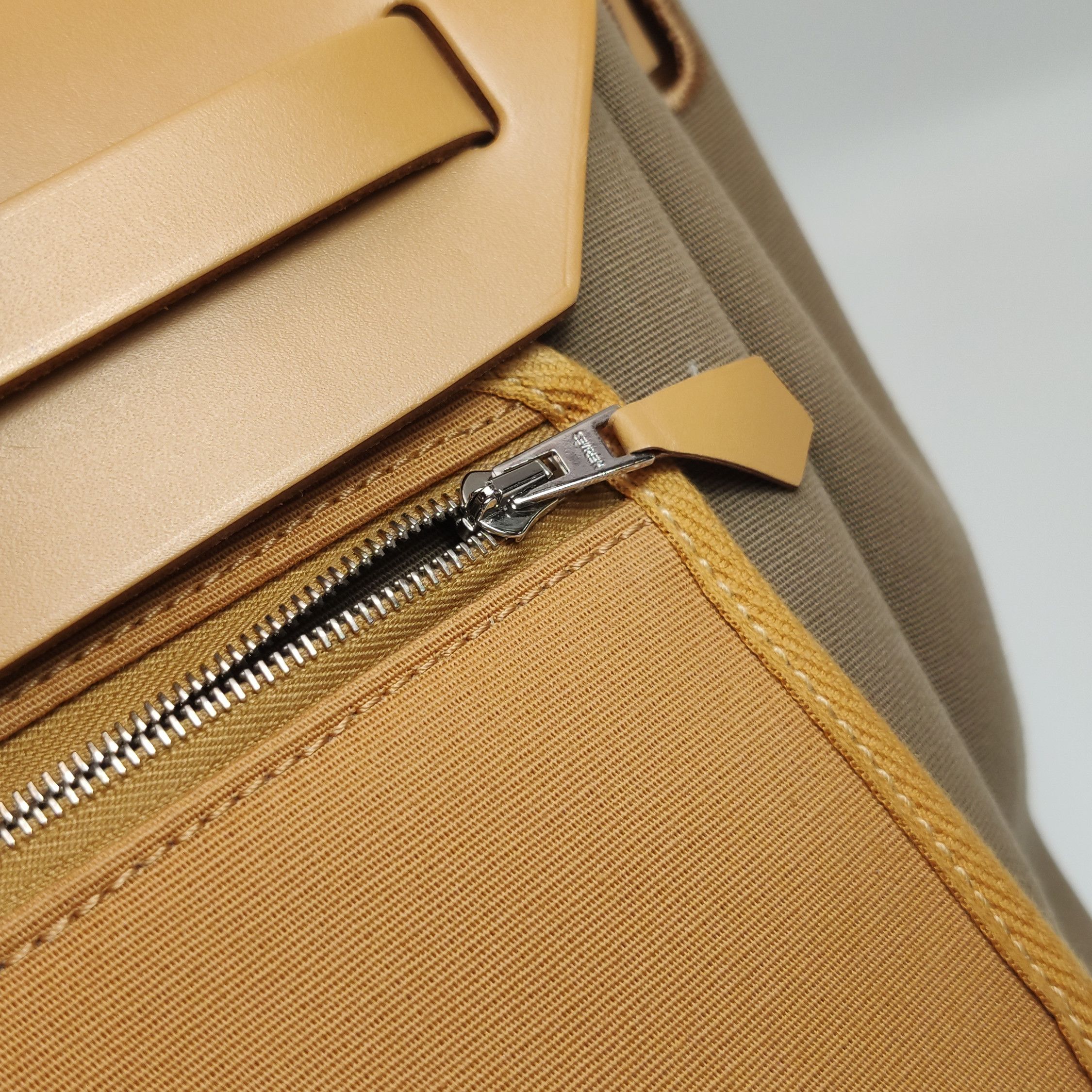 Hermes Hermes Women os Shoulder Bags Size ONE SIZE - 14 Thumbnail
