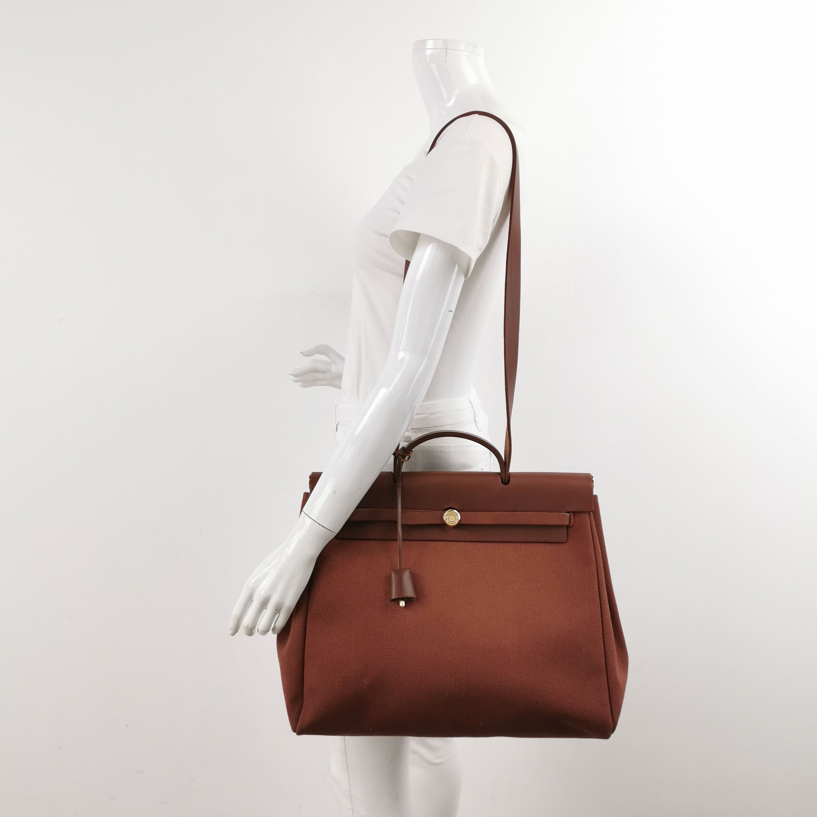 Hermes Hermes Women os Shoulder Bags Size ONE SIZE - 2 Thumbnail