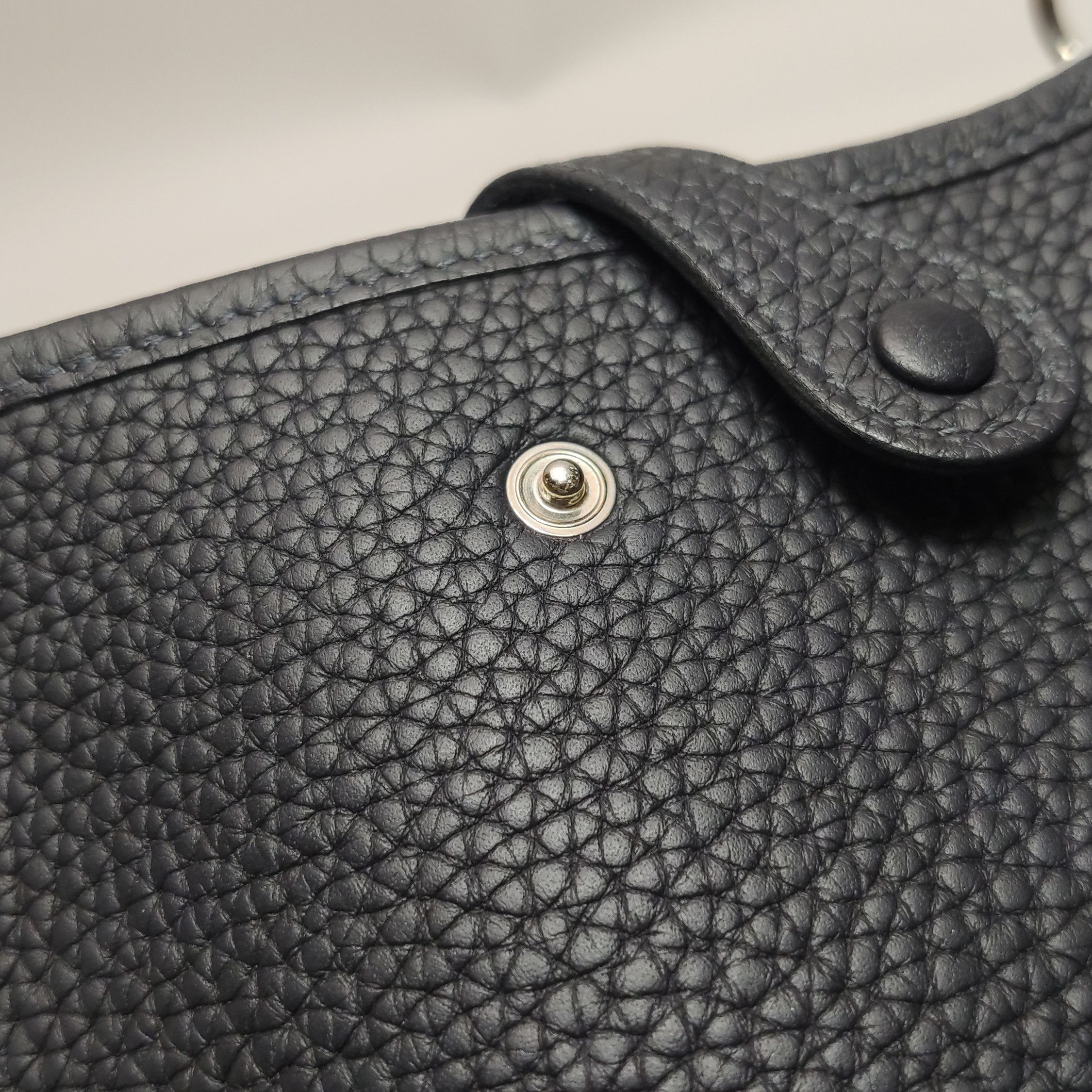 Hermes Hermes Women os Shoulder Bags Size ONE SIZE - 11 Thumbnail