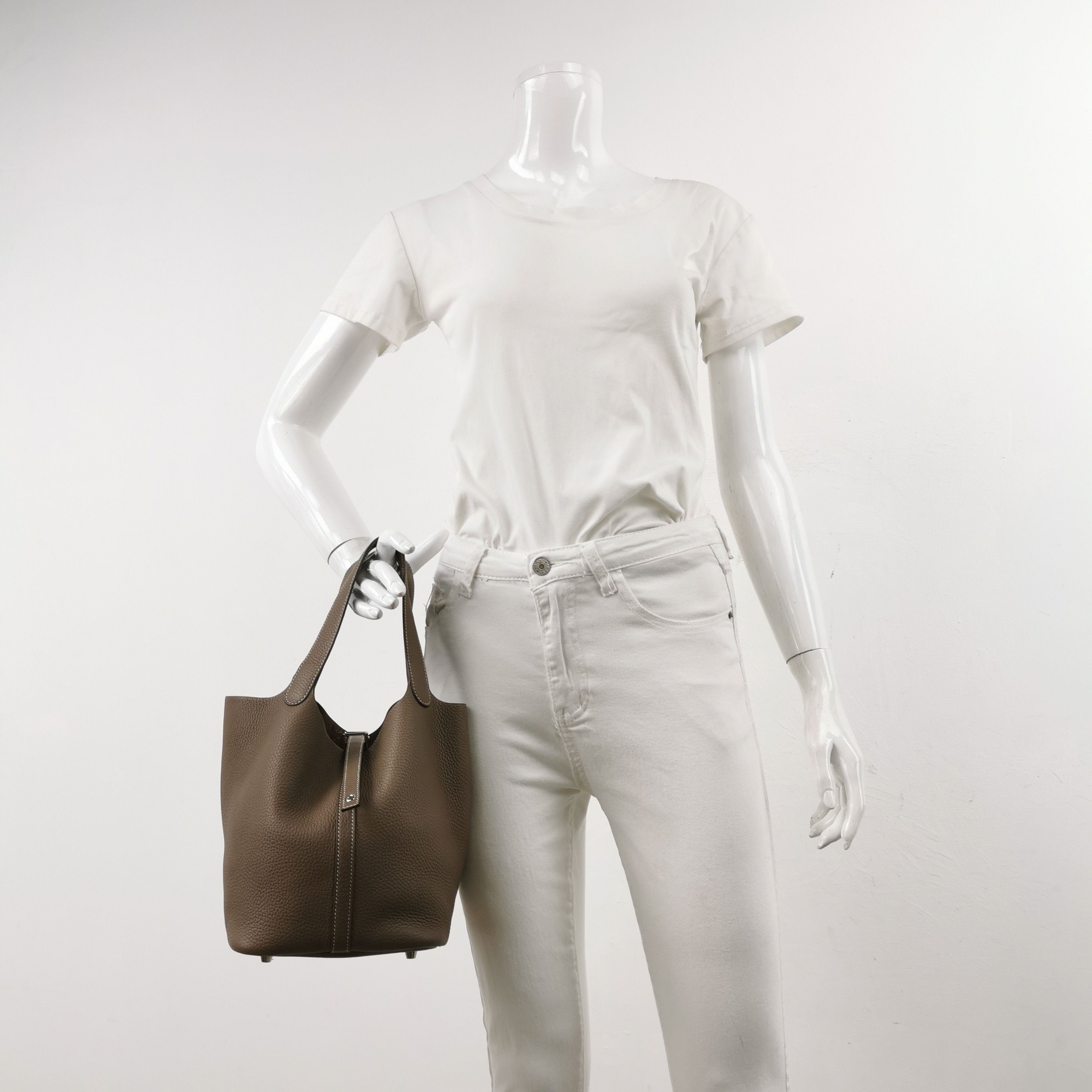 Hermes Hermes Women os Tote Bags Size ONE SIZE - 2 Thumbnail