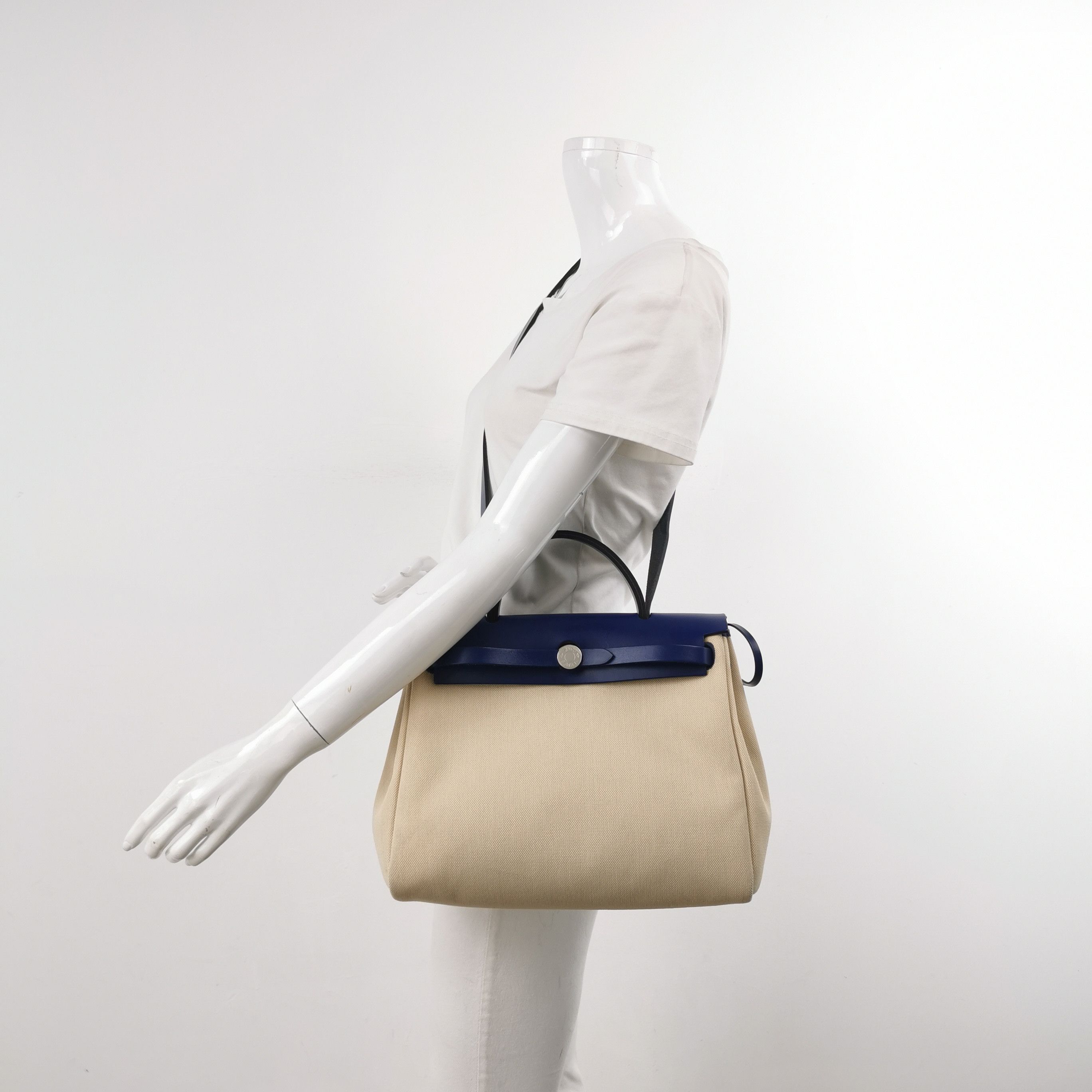 Hermes Hermes Women os Shoulder Bags Size ONE SIZE - 2 Thumbnail