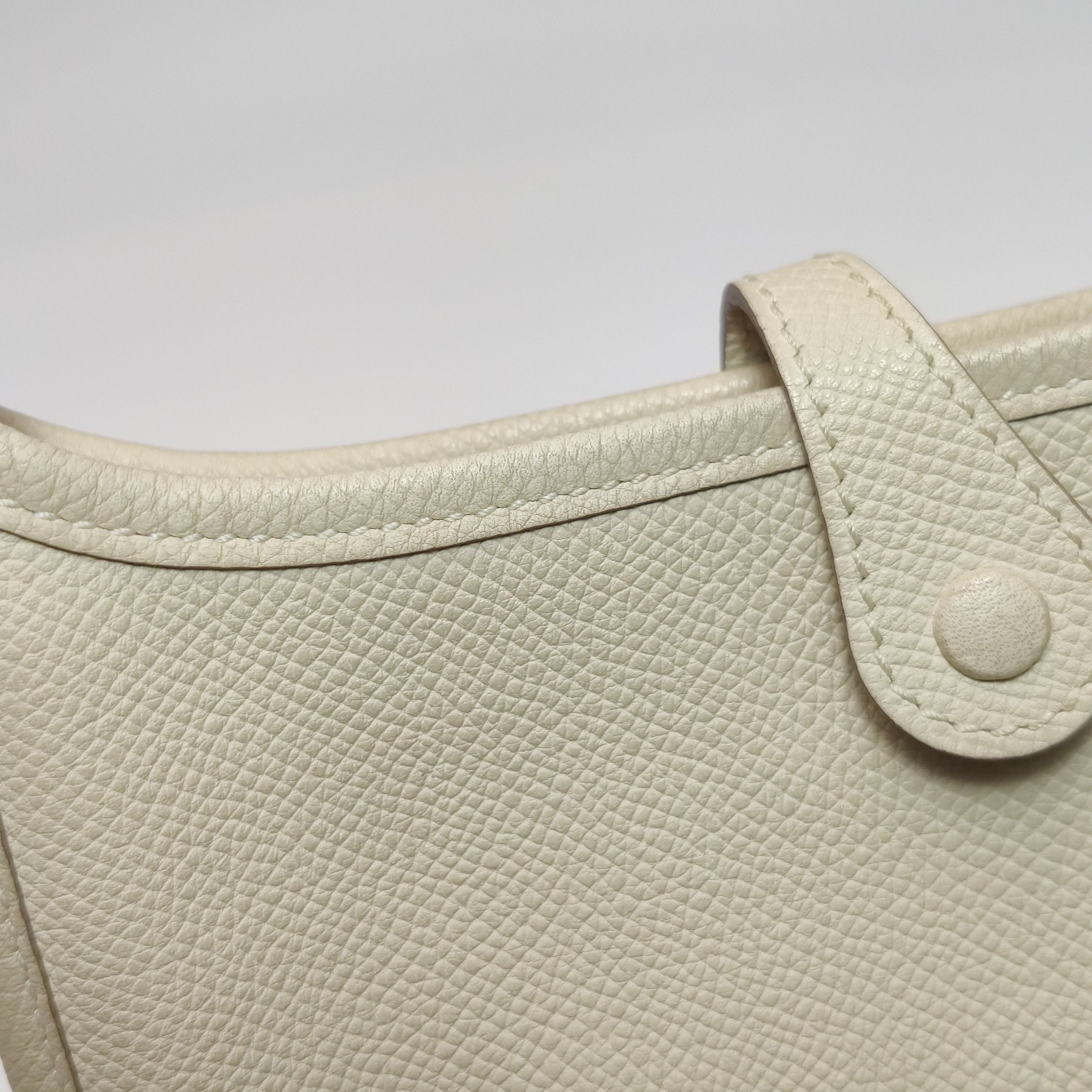 Hermes Hermes Women os Shoulder Bags Size ONE SIZE - 17 Thumbnail