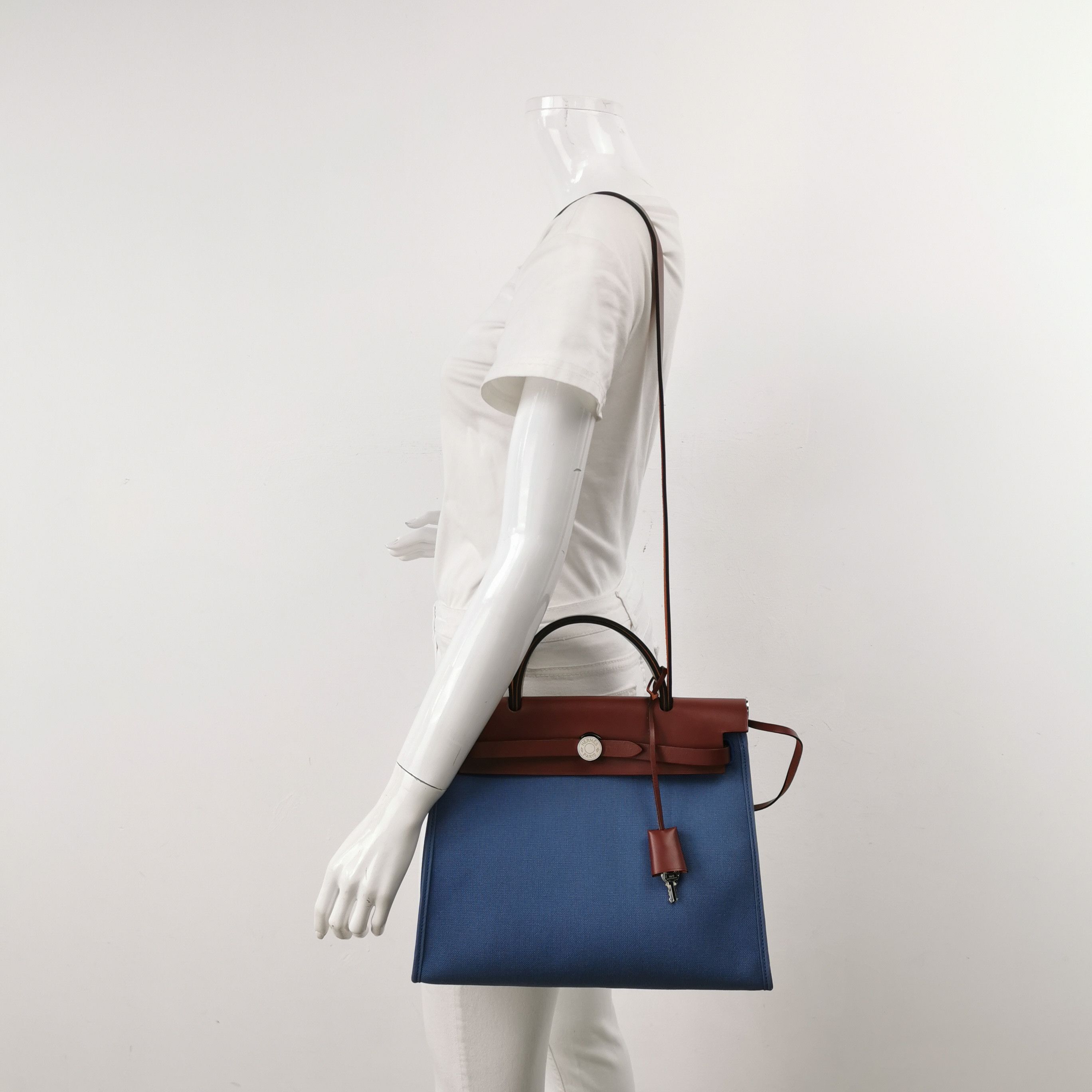 Hermes Hermes Women os Shoulder Bags Size ONE SIZE - 2 Thumbnail