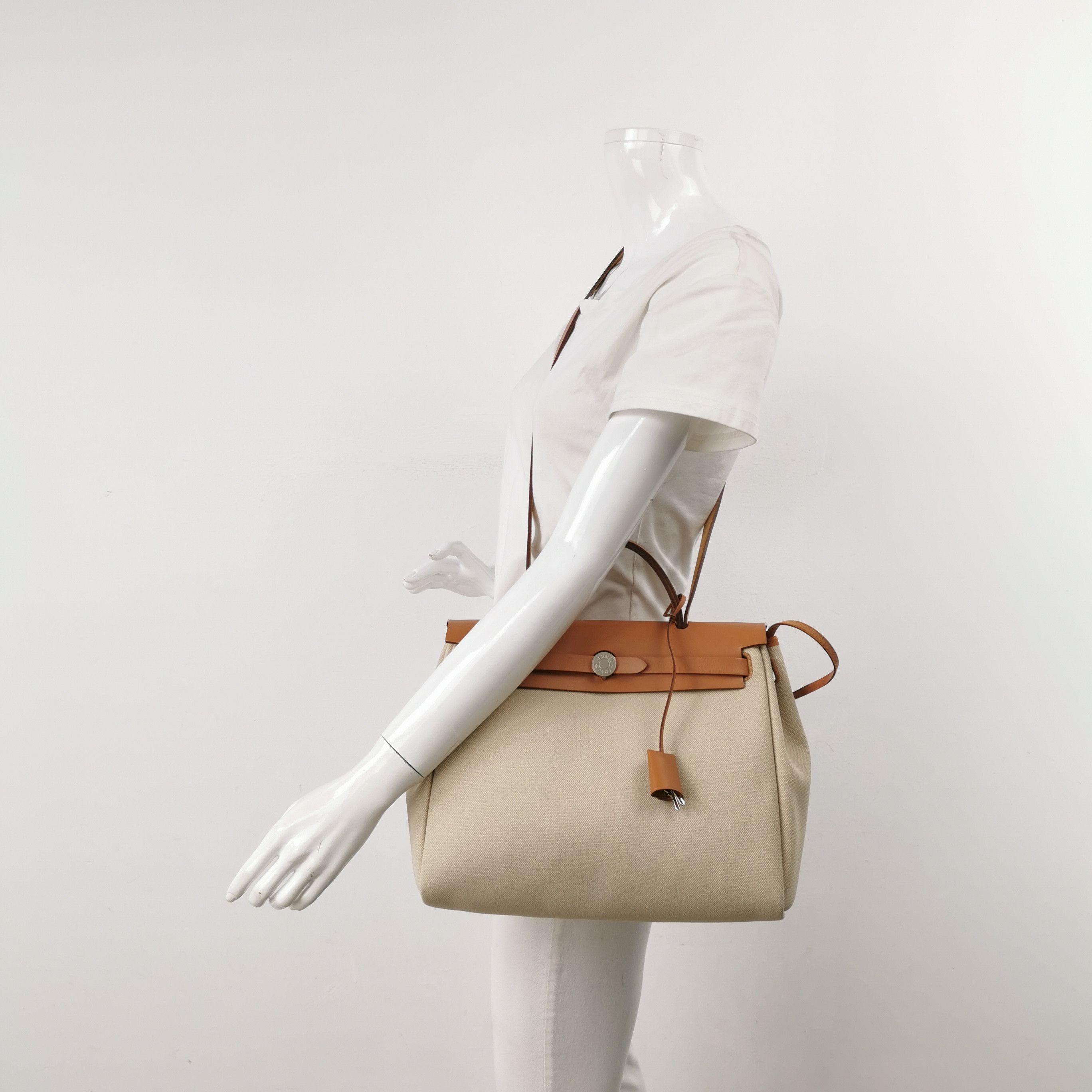 Hermes Hermes Women os Shoulder Bags Size ONE SIZE - 2 Thumbnail
