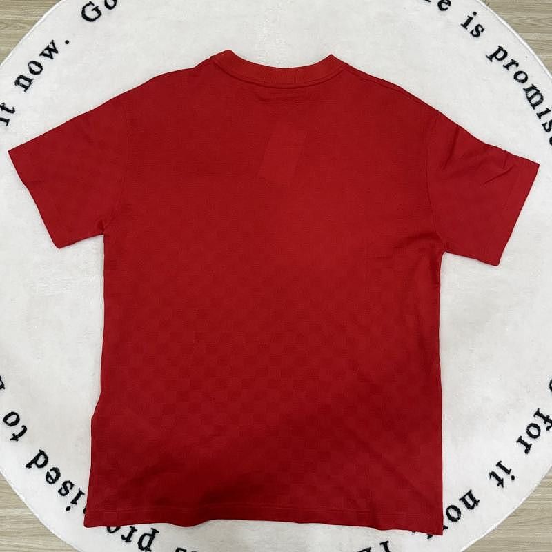 Louis Vuitton Louis Vuitton Logo Patch T-Shirt Size XS Size US XS / EU 42 / 0 - 2 Thumbnail