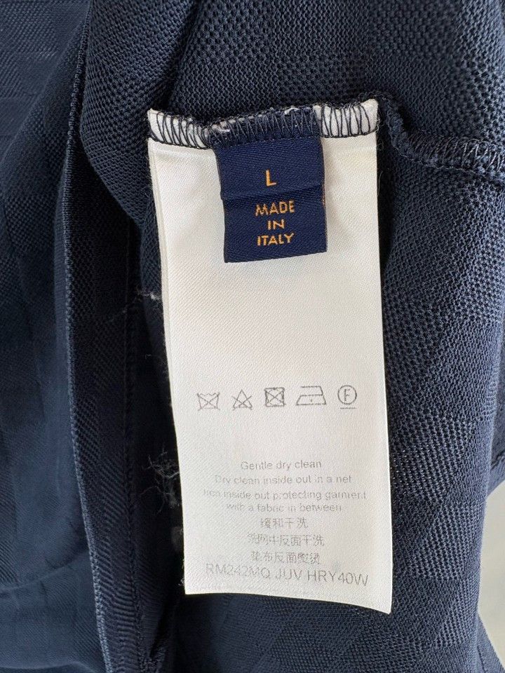 Louis Vuitton Louis Vuitton Damier Texture T-Shirt Size L Size US L / EU 52-54 / 3 - 4 Thumbnail