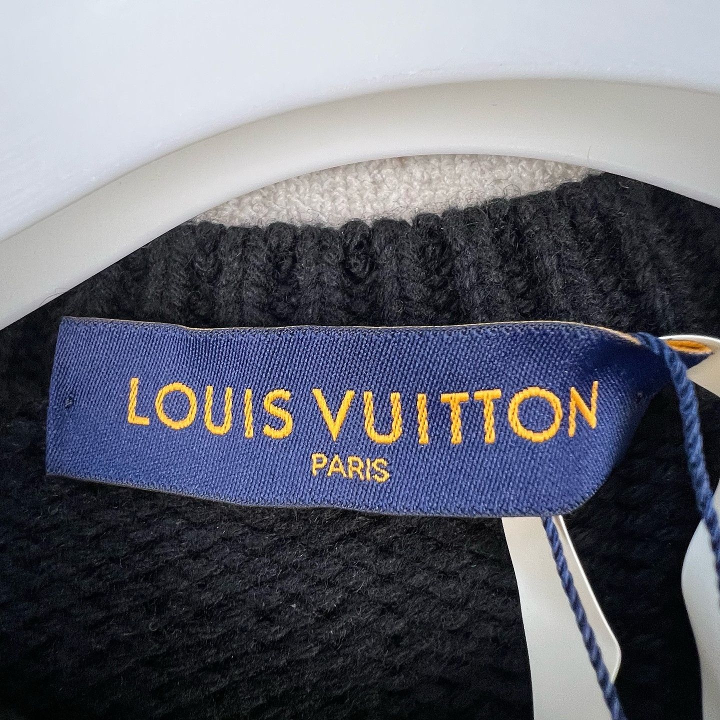 Louis Vuitton Louis Vuitton Logo Knit Sweater Size XS Size US XS / EU 42 / 0 - 3 Thumbnail
