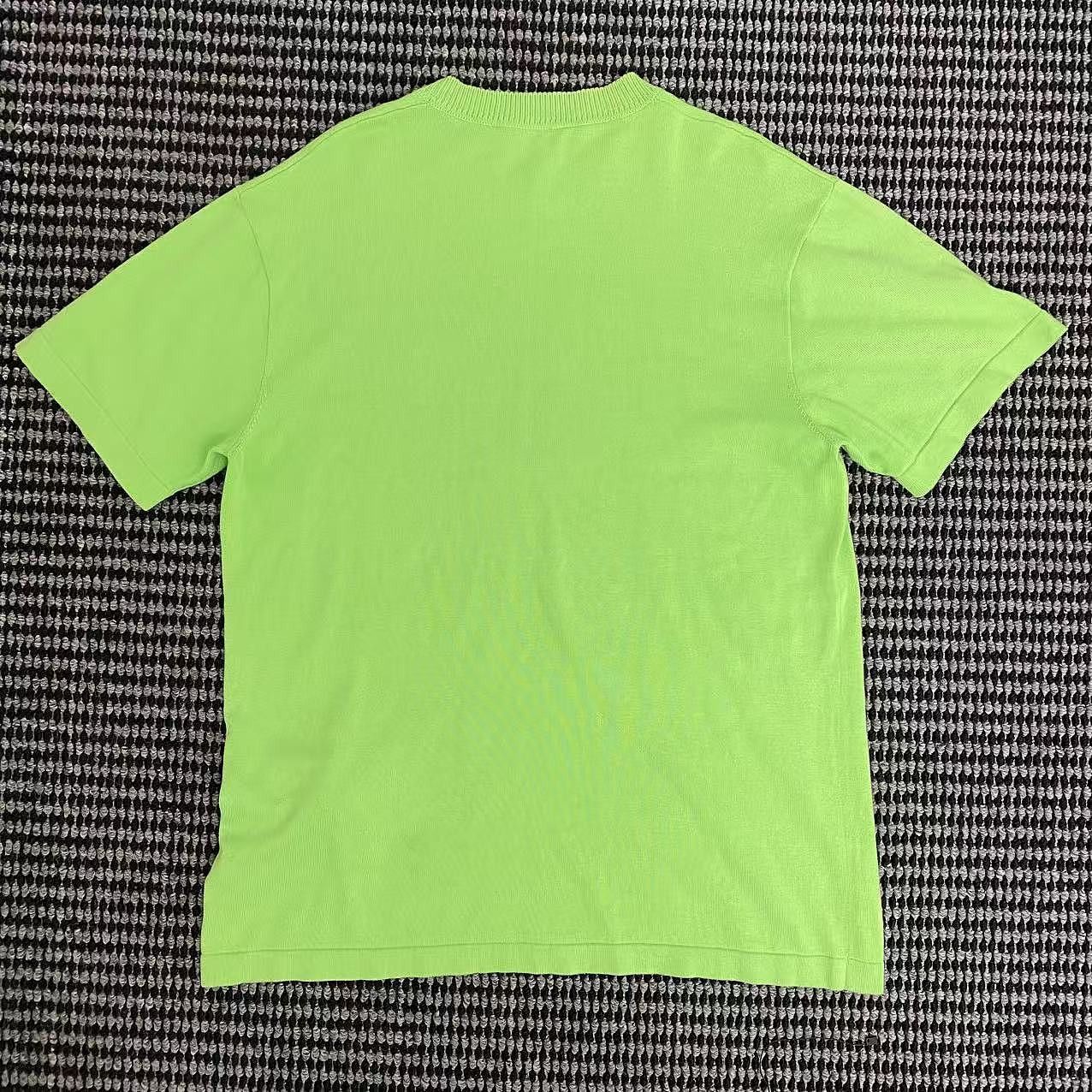Louis Vuitton Louis Vuitton Logo T-Shirt Size L Size US L / EU 52-54 / 3 - 2 Thumbnail