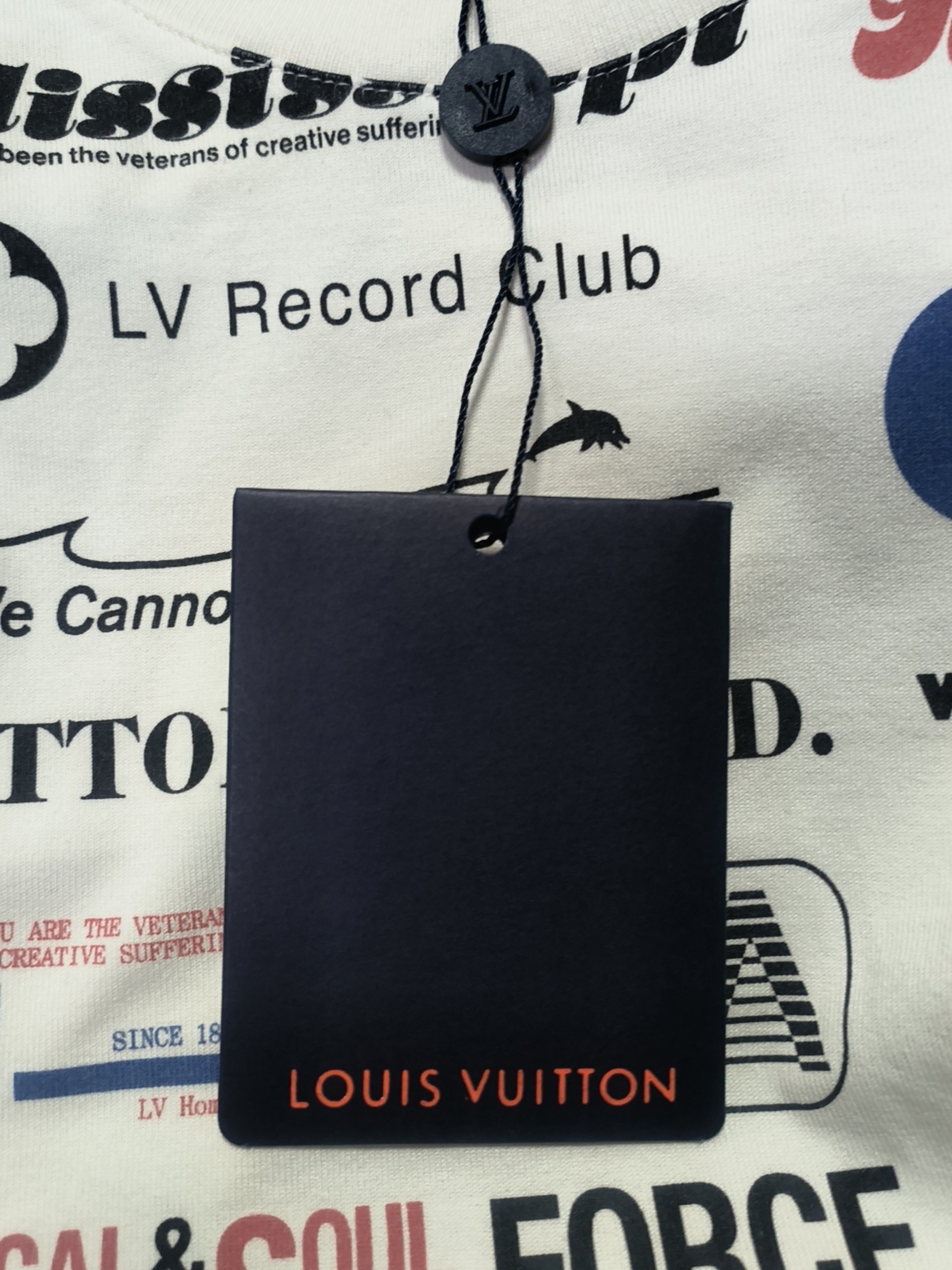 Louis Vuitton Louis Vuitton Multi-Logo Graphic T-Shirt Size S Size US S / EU 44-46 / 1 - 5 Thumbnail