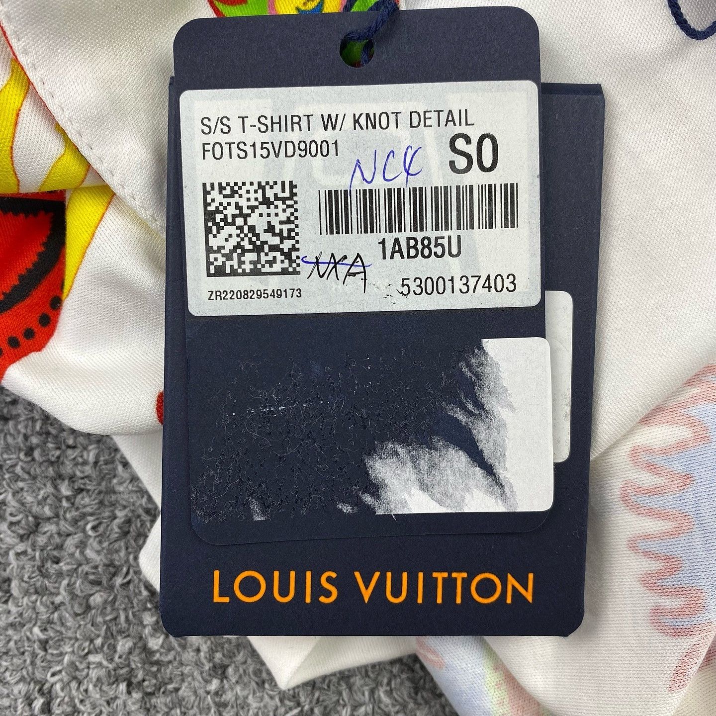 Louis Vuitton Louis Vuitton x Yayoi Kusama Face Print T-Shirt Size S Size S / US 4 / IT 40 - 8 Thumbnail