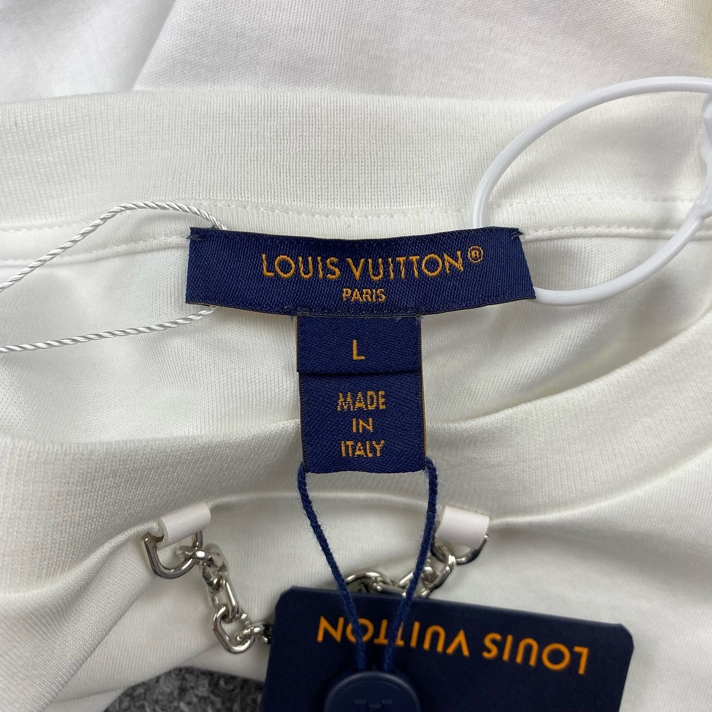 Louis Vuitton Louis Vuitton Leopard Graphic T-Shirt Size L Size L / US 10 / IT 46 - 3 Thumbnail