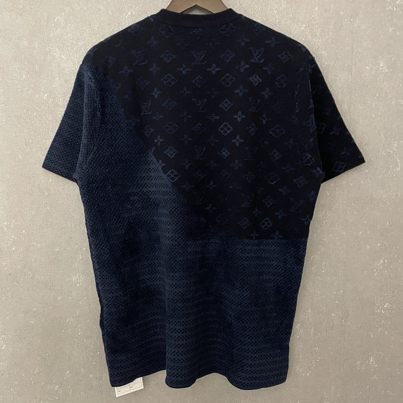 Louis Vuitton Louis Vuitton Monogram Print T-Shirt Size M Size US M / EU 48-50 / 2 - 2 Thumbnail