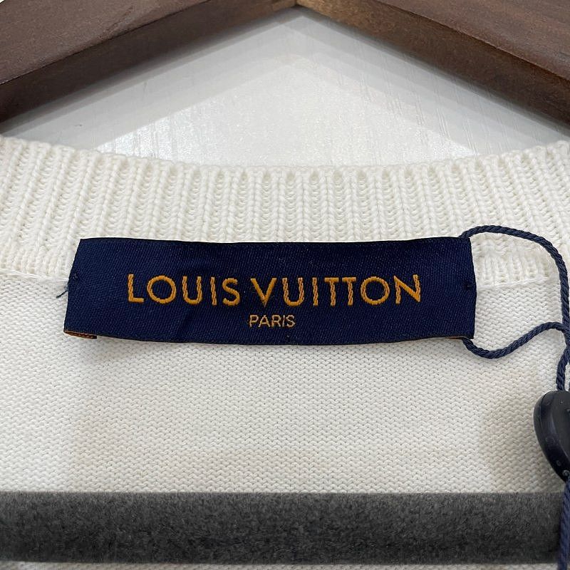 Louis Vuitton Louis Vuitton Embroidered Logo T-Shirt Size L Size US L / EU 52-54 / 3 - 3 Thumbnail