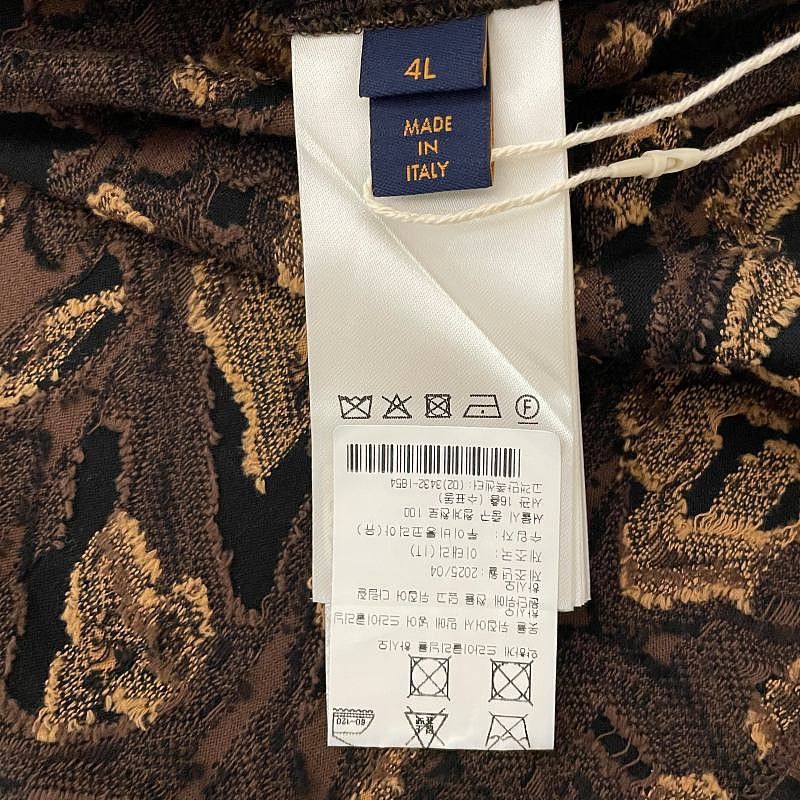 Louis Vuitton Louis Vuitton Monogram Graphic Short Sleeve T-Shirt Size XL Size US XL / EU 56 / 4 - 4 Thumbnail