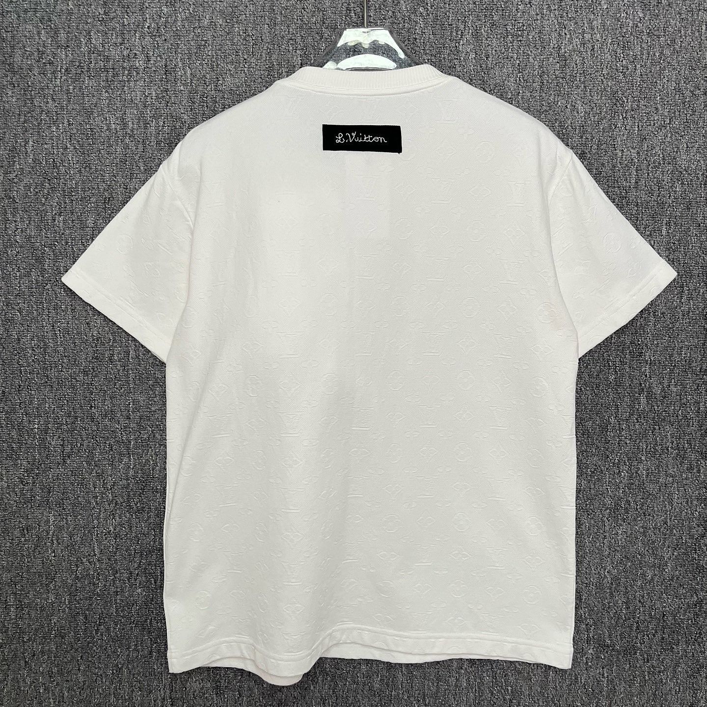 Louis Vuitton Louis Vuitton Monkey Plush Short Sleeve T-Shirt Size S Size US S / EU 44-46 / 1 - 2 Thumbnail