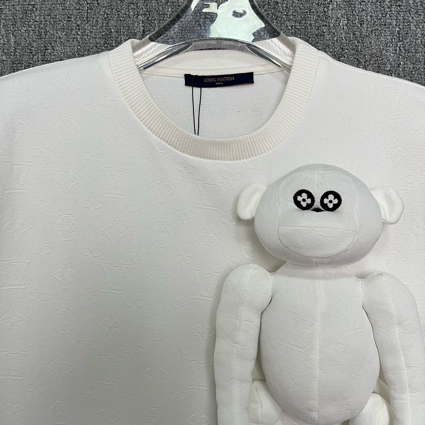 Louis Vuitton Louis Vuitton Monkey Plush Short Sleeve T-Shirt Size S Size US S / EU 44-46 / 1 - 3 Thumbnail