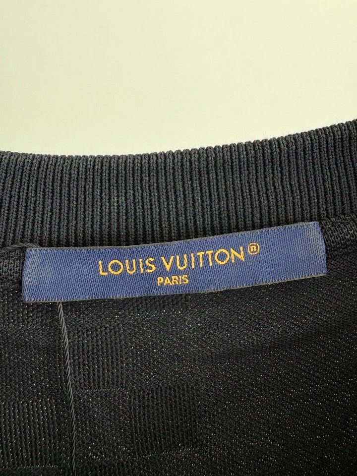 Louis Vuitton Louis Vuitton Damier Pocket T-Shirt Size XL Size US XL / EU 56 / 4 - 3 Thumbnail