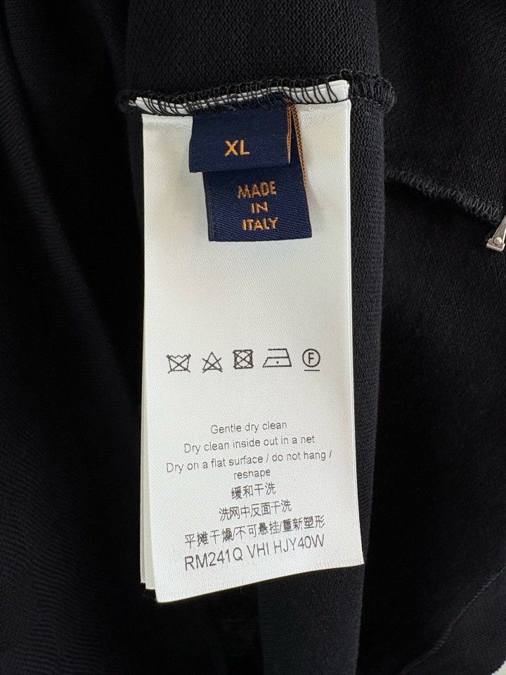 Louis Vuitton Louis Vuitton Damier Pocket T-Shirt Size XL Size US XL / EU 56 / 4 - 4 Thumbnail