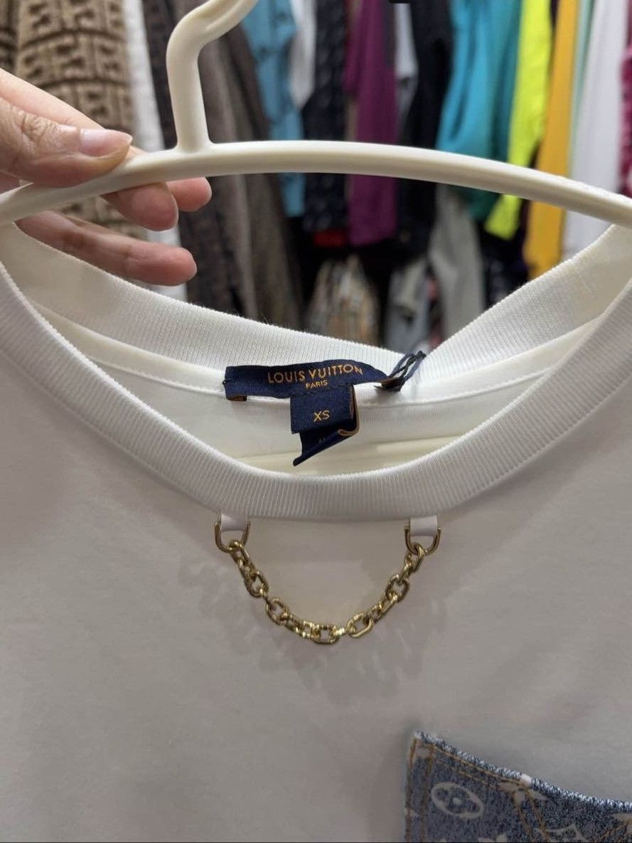 Louis Vuitton Louis Vuitton Monogram Pocket T-Shirt Size XS Size XS / US 0-2 / IT 36-38 - 6 Thumbnail
