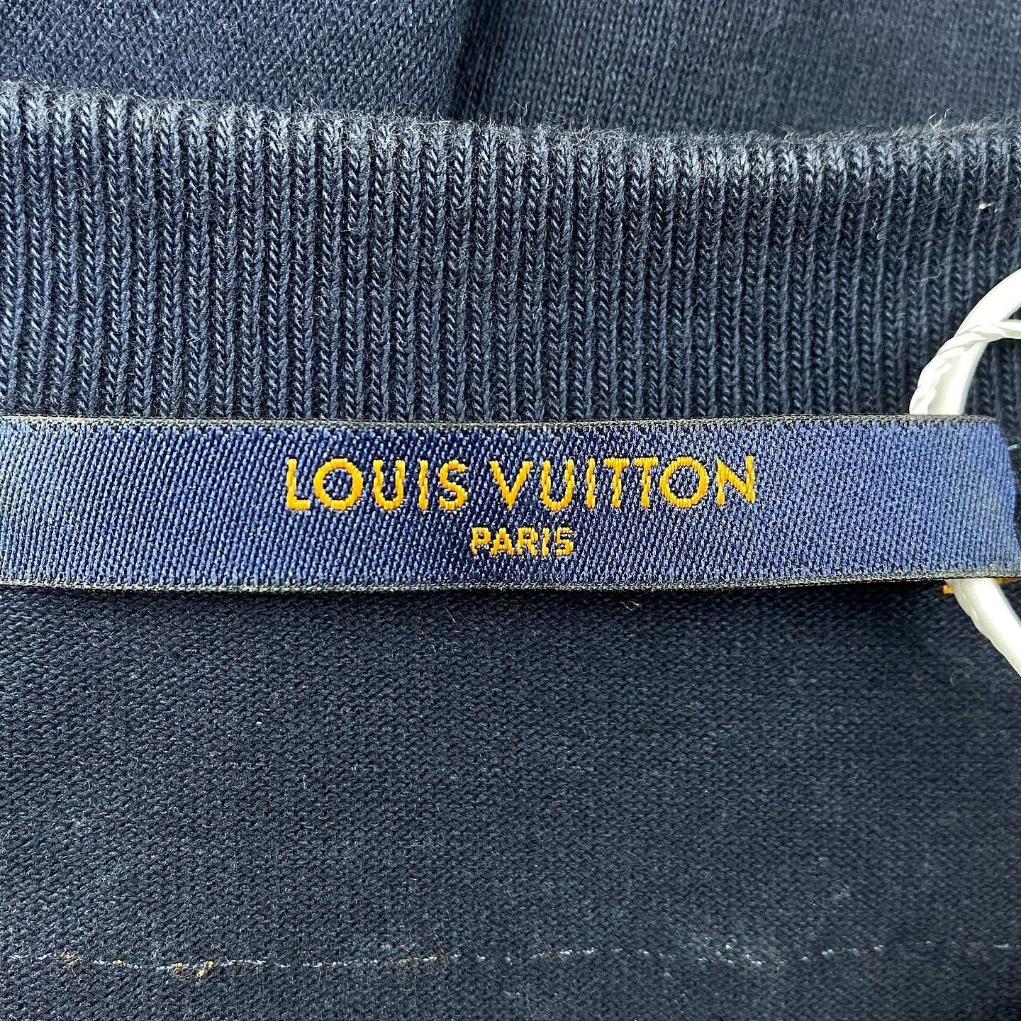 Louis Vuitton Louis Vuitton Floral Embroidered T-Shirt Size S Size US S / EU 44-46 / 1 - 3 Thumbnail
