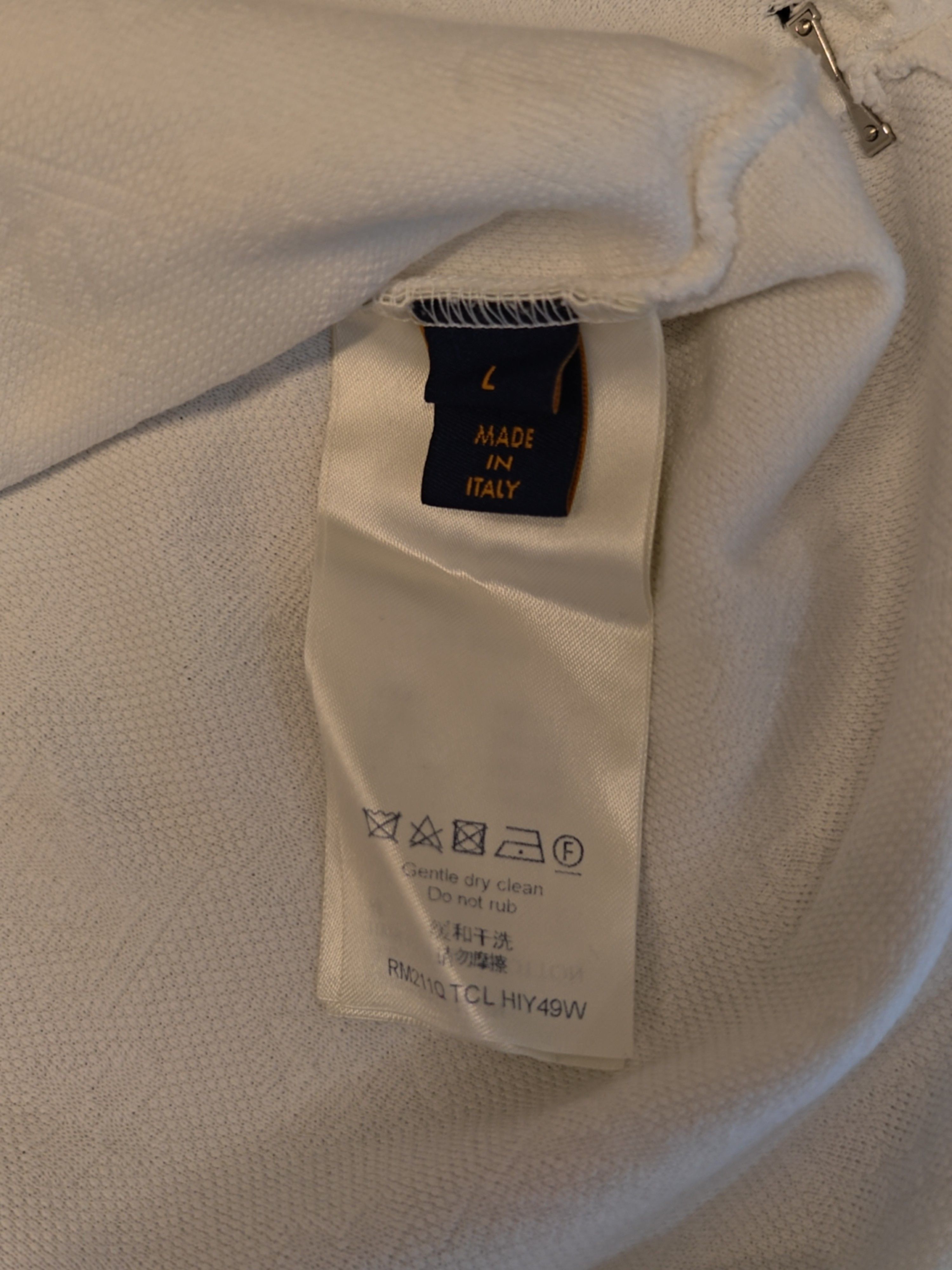 Louis Vuitton Louis Vuitton Monogram Pocket T-Shirt L Size US L / EU 52-54 / 3 - 4 Thumbnail