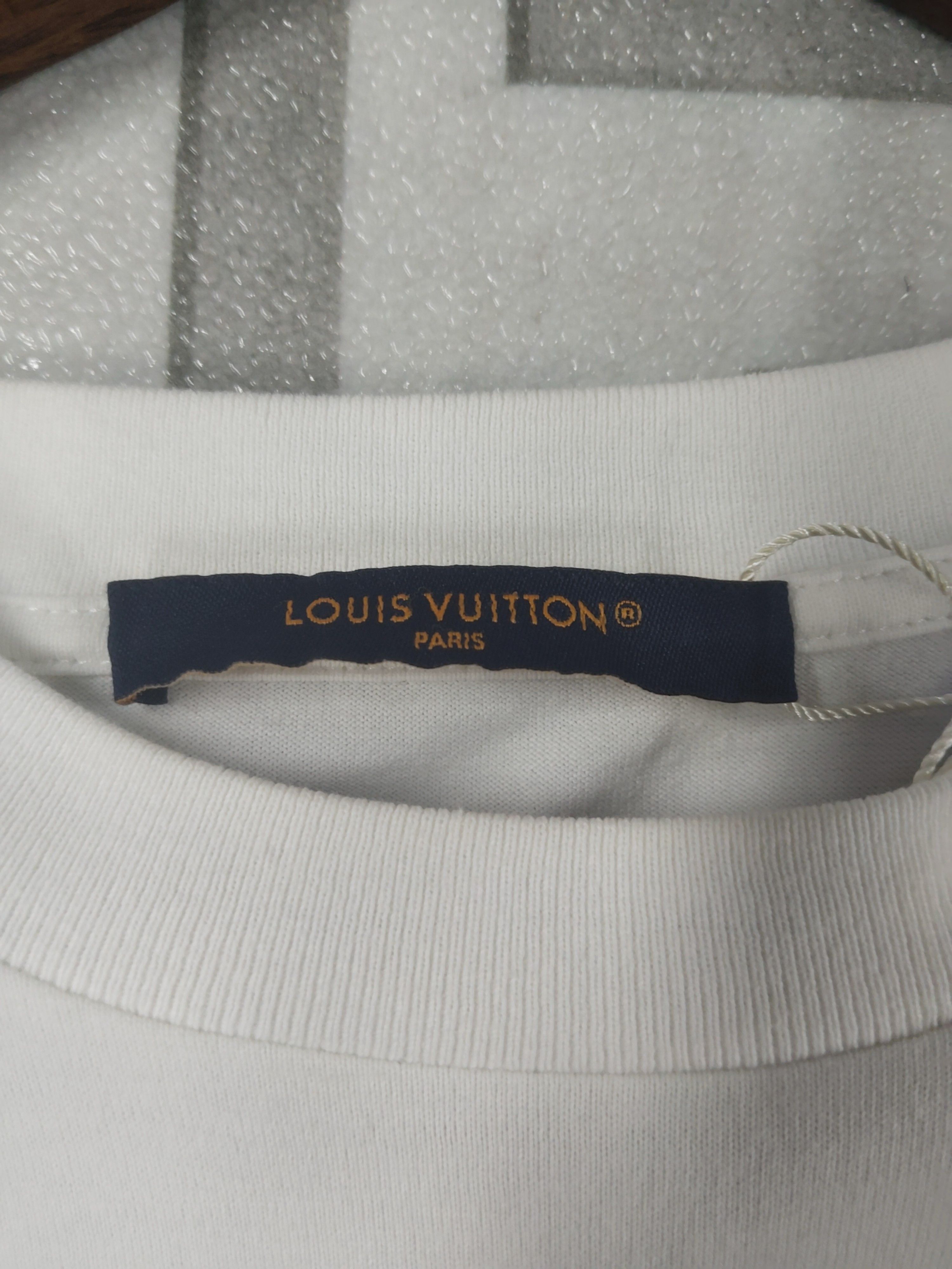 Louis Vuitton Louis Vuitton 2 Rue Pont Neuf Graphic T-Shirt Size S Size US S / EU 44-46 / 1 - 3 Thumbnail