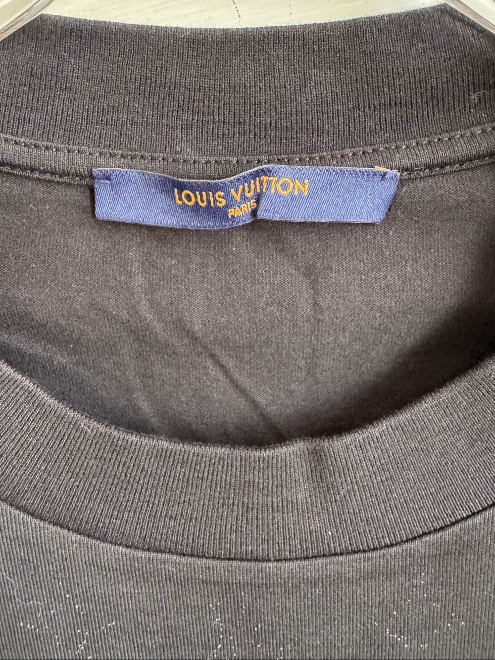 Louis Vuitton Louis Vuitton Monogram Gradient T-Shirt Size XS Size US XS / EU 42 / 0 - 3 Thumbnail