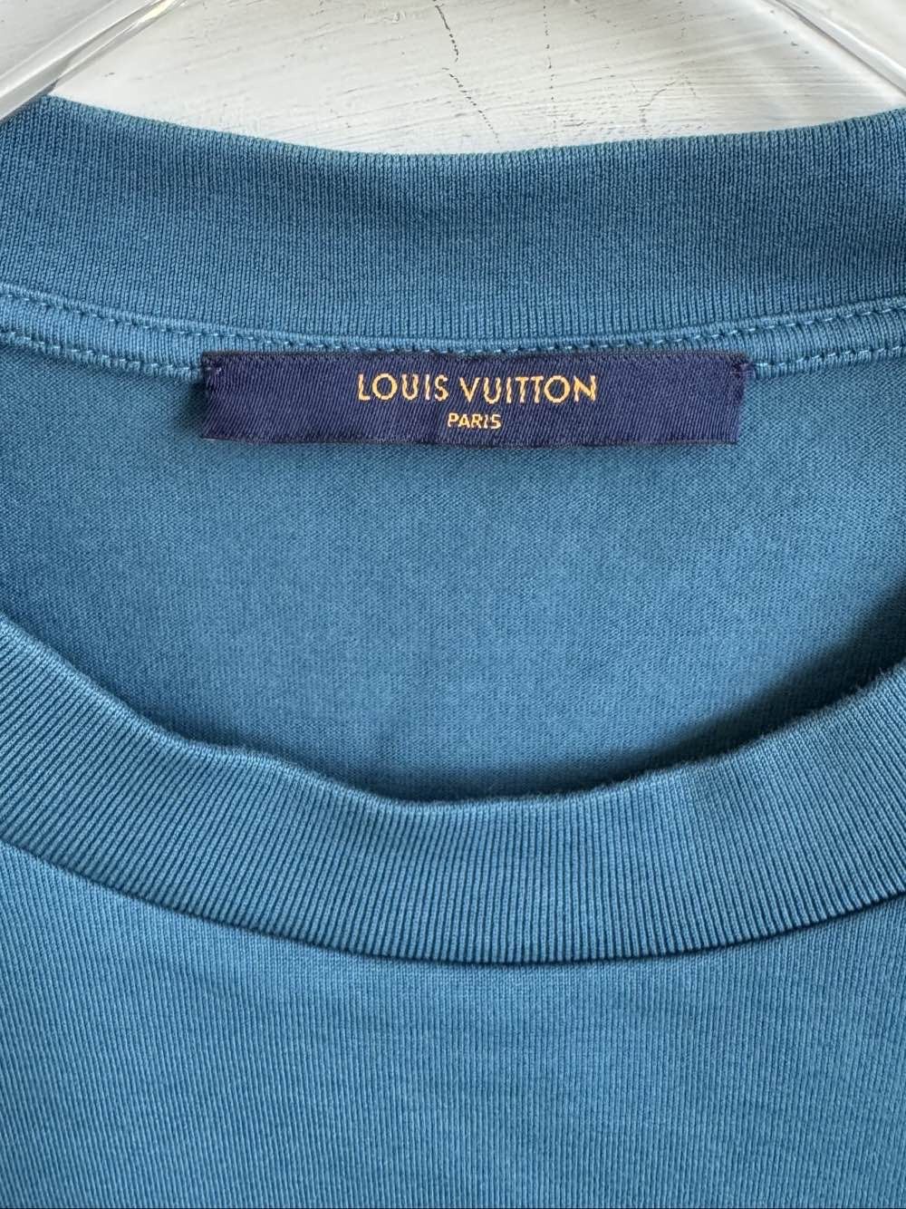 Louis Vuitton Louis Vuitton Monogram Gradient T-Shirt Size M Size US M / EU 48-50 / 2 - 3 Thumbnail
