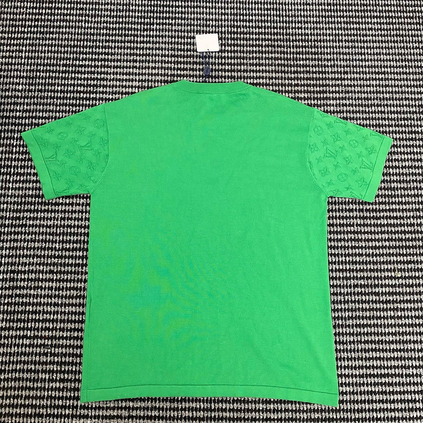 Louis Vuitton Louis Vuitton Monogram Short Sleeve T-Shirt Size M Size US M / EU 48-50 / 2 - 2 Thumbnail