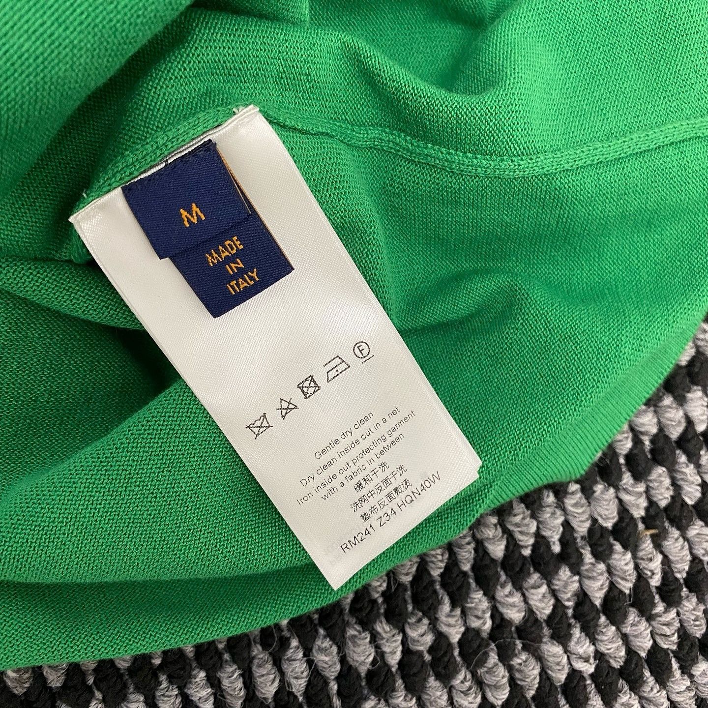 Louis Vuitton Louis Vuitton Monogram Short Sleeve T-Shirt Size M Size US M / EU 48-50 / 2 - 4 Thumbnail